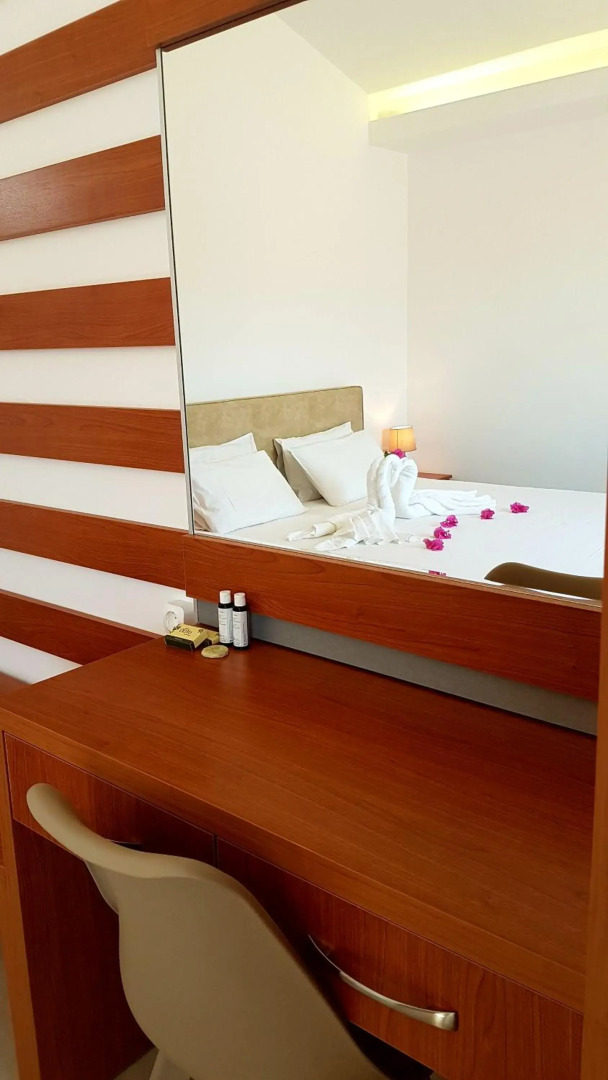 Pauls Garden Studios