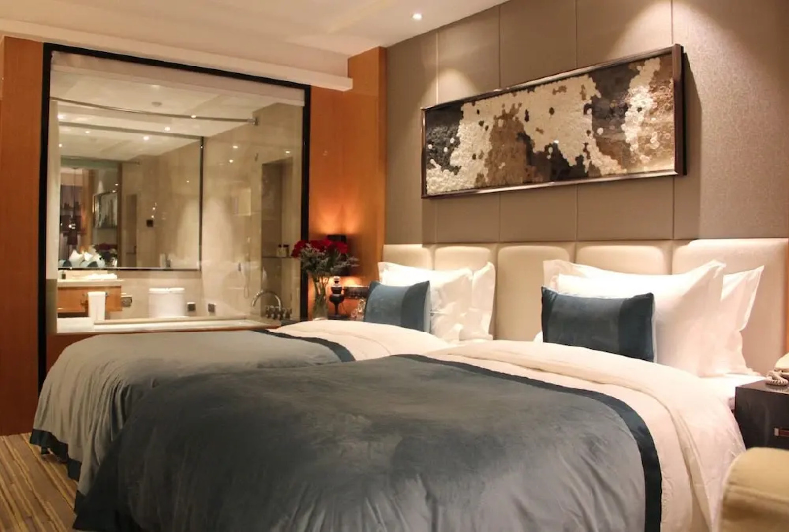 ZOYI International Business