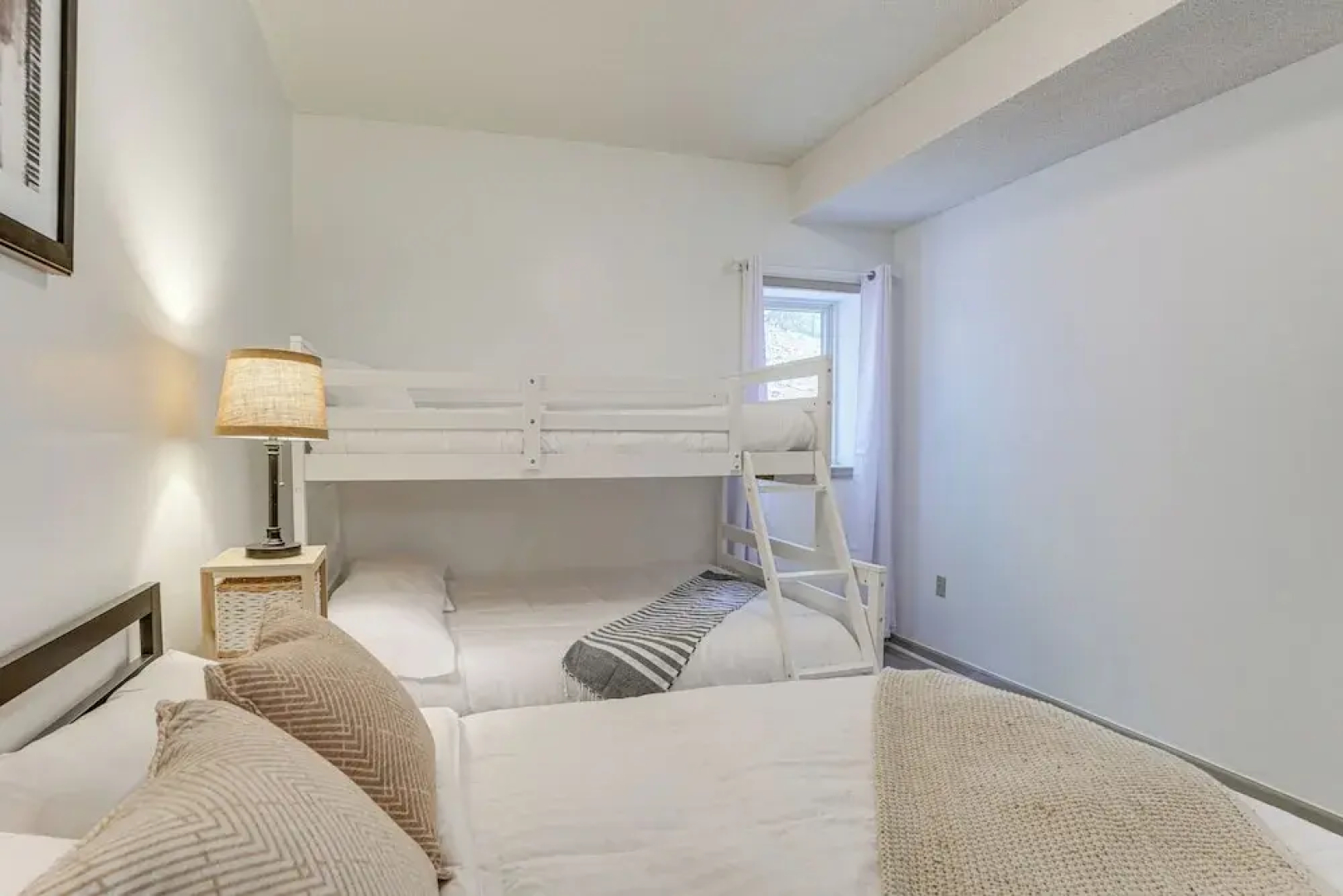 Spacious Massanutten Home w/ Hot Tub & Sauna!