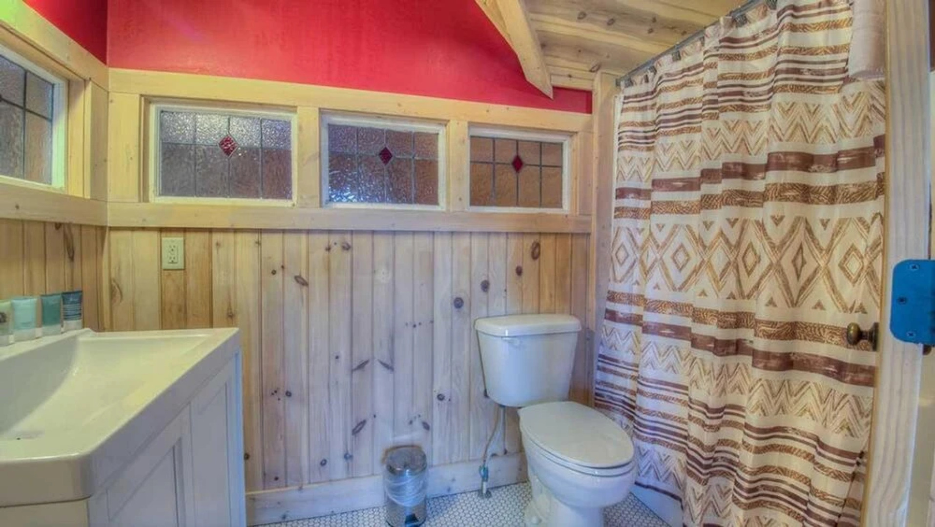 Chestnut Lodge by Escape to Blue Ridge