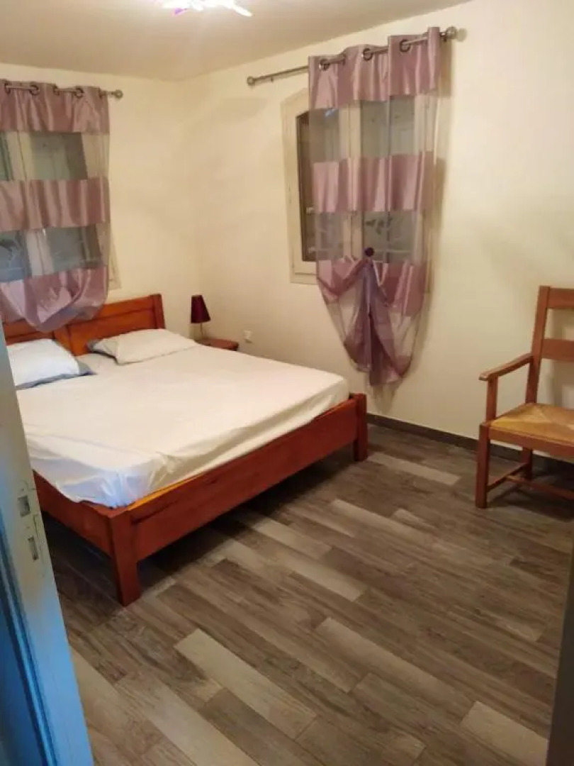 Maison de 3 chambres avec piscine partagee jardin amenage et wifi a Nant