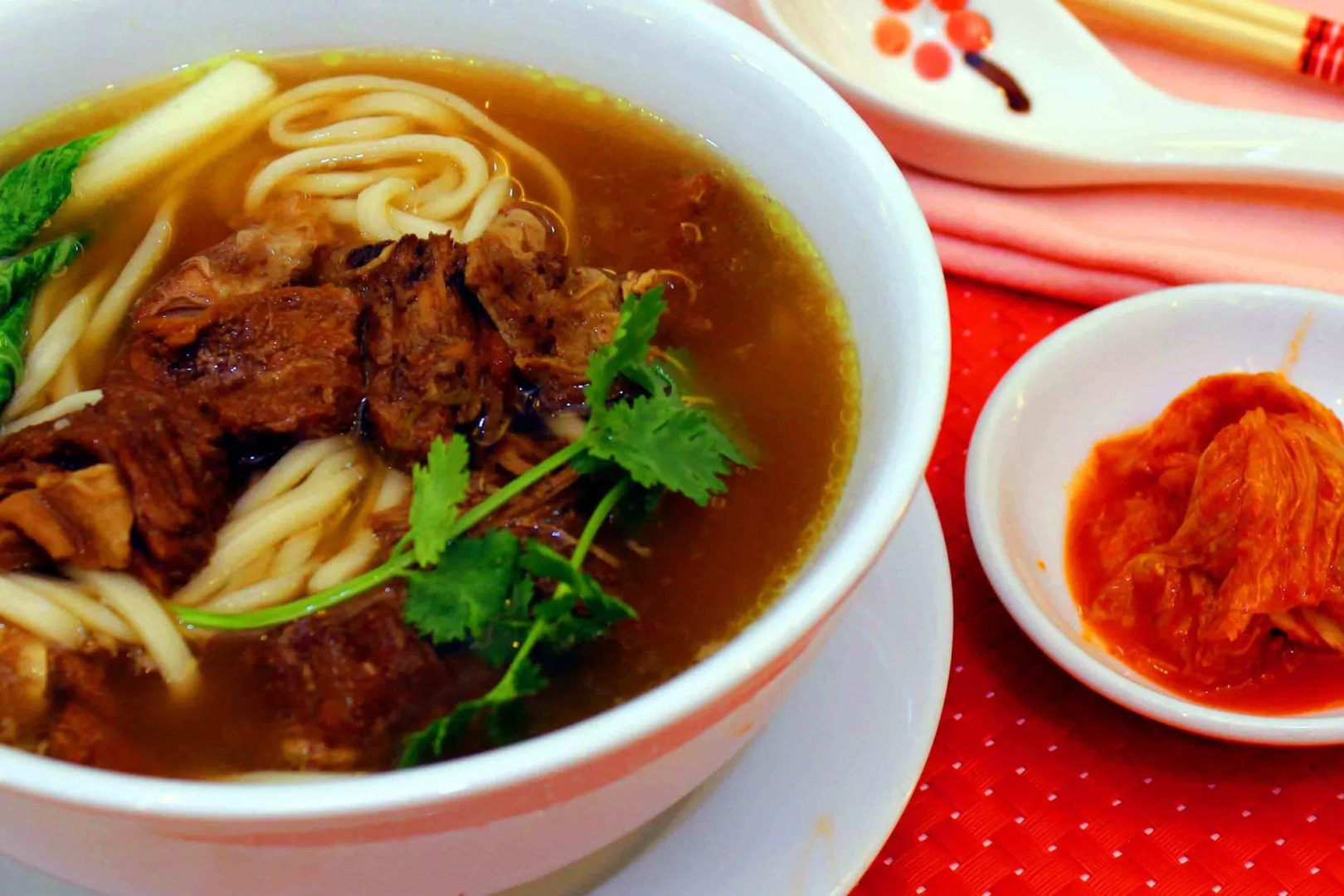 Townhouse OAK Makati Manila Near PNR Pasay Evangelista formerly VIP Suites