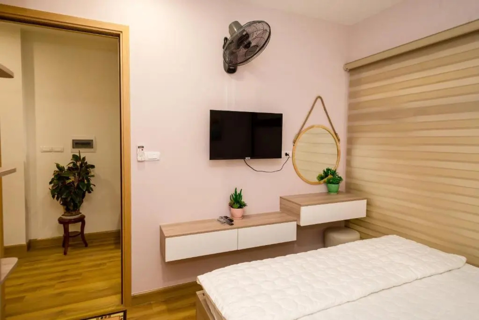 Căn hộ TMS Pullman cao cấp Studio có ban công view biển - Golden Wave Homestay