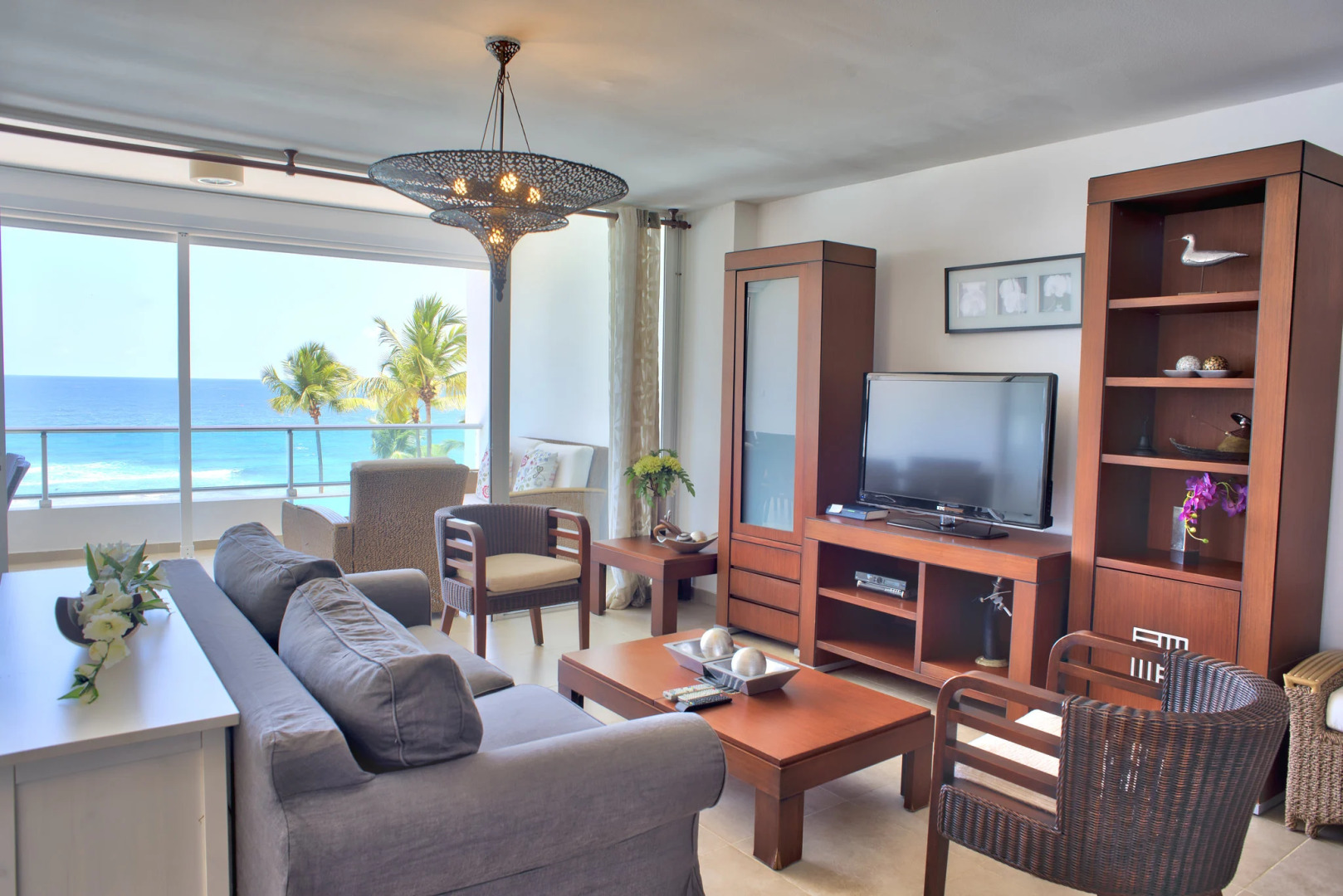 Xeliter Marbella, Juan Dolio