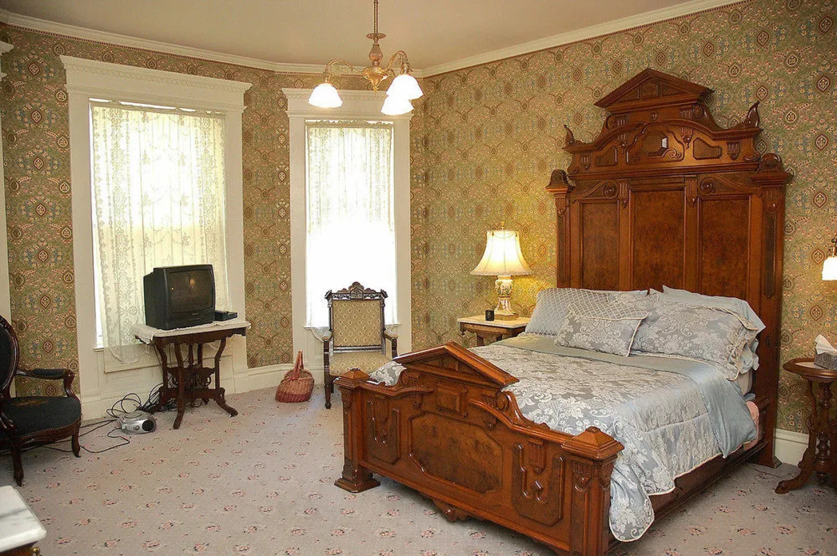 The Grand Anne Bed and Breakfast