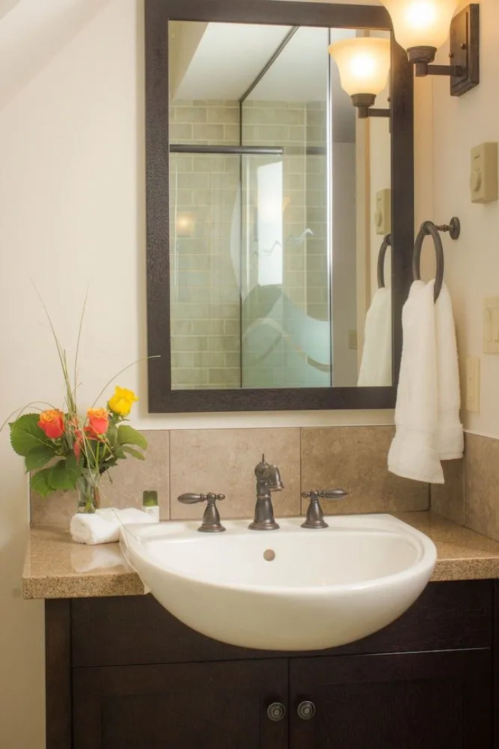 The Cottages on Salt Spring Island