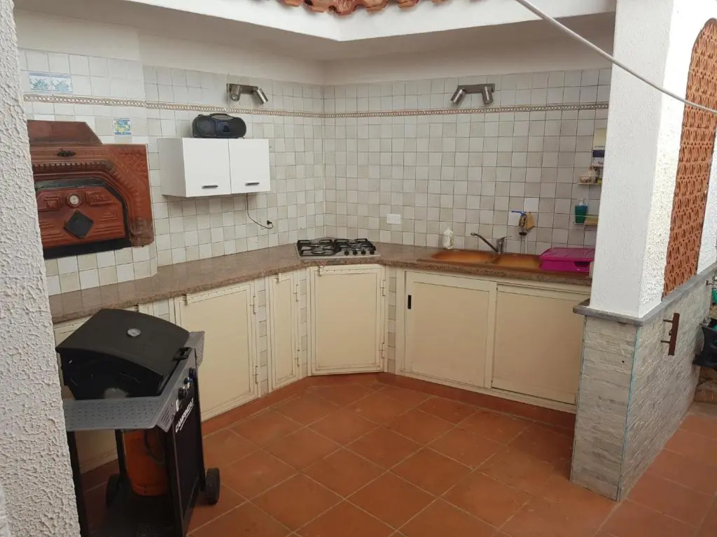 Villa del Golfo Urio with swimming pool shared by the two apartments