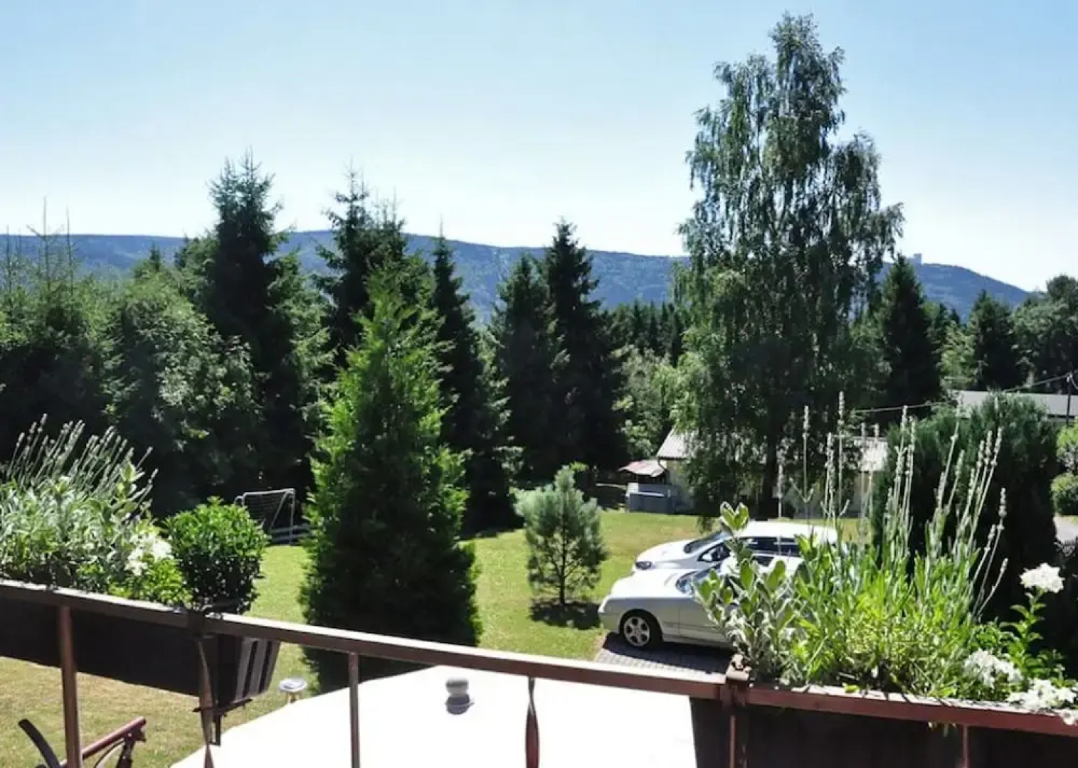 Cozy Forest Hideaway in Suhl