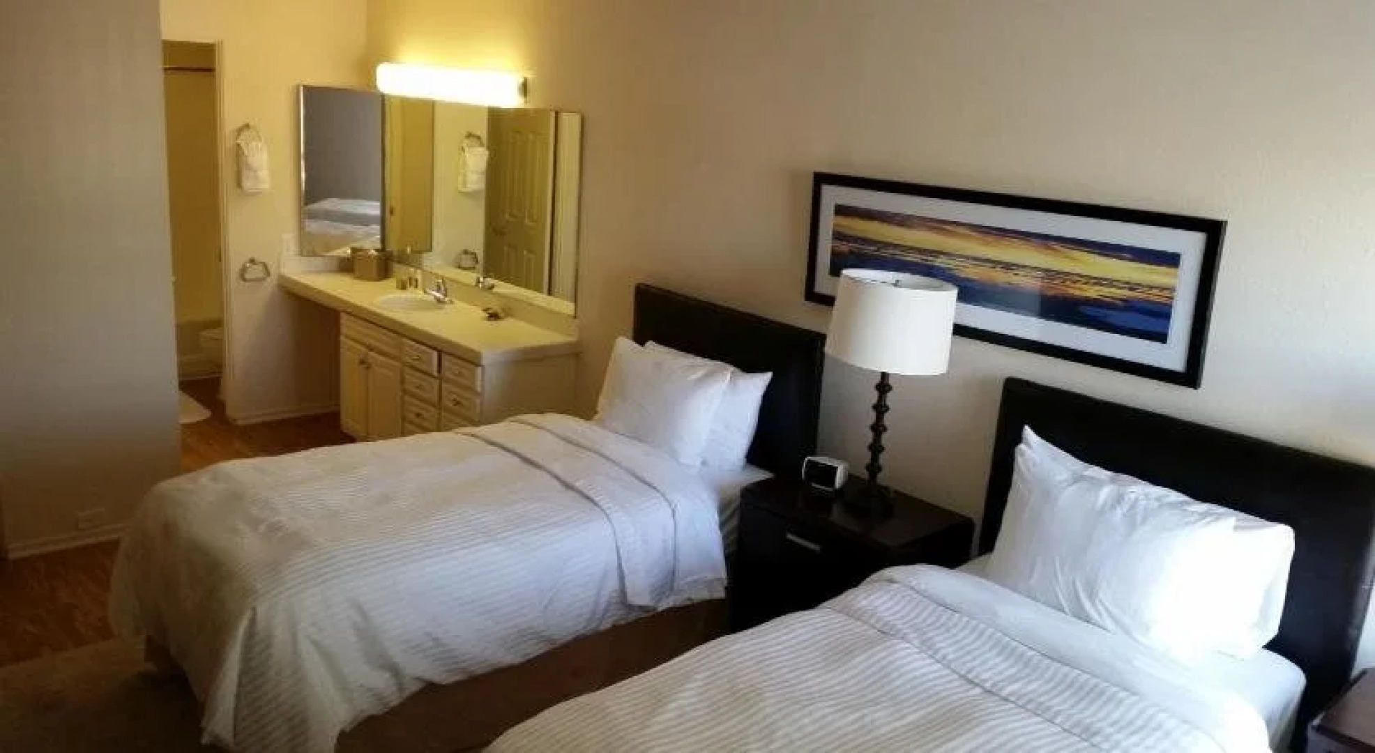 Oakwood at Eaves Seal Beach