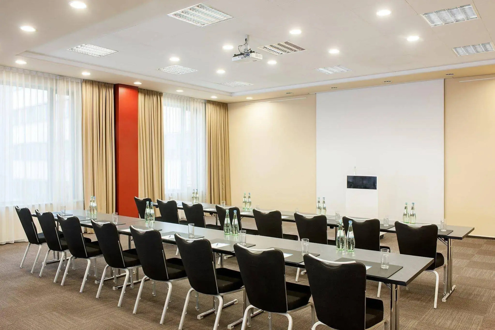 Avani Frankfurt City Hotel