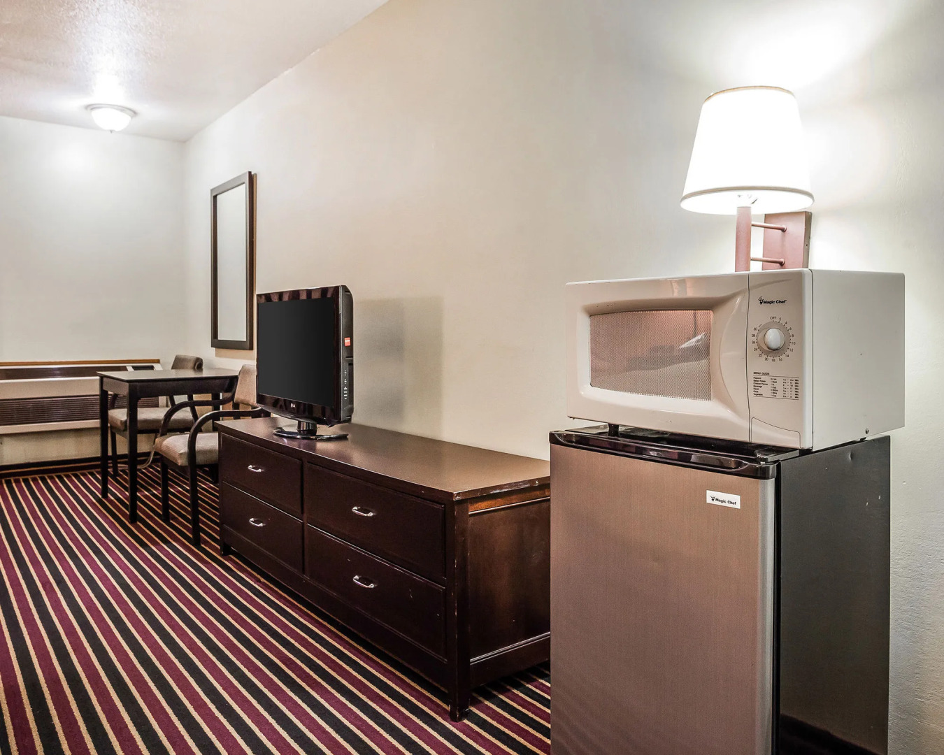 Econo Lodge Urbandale