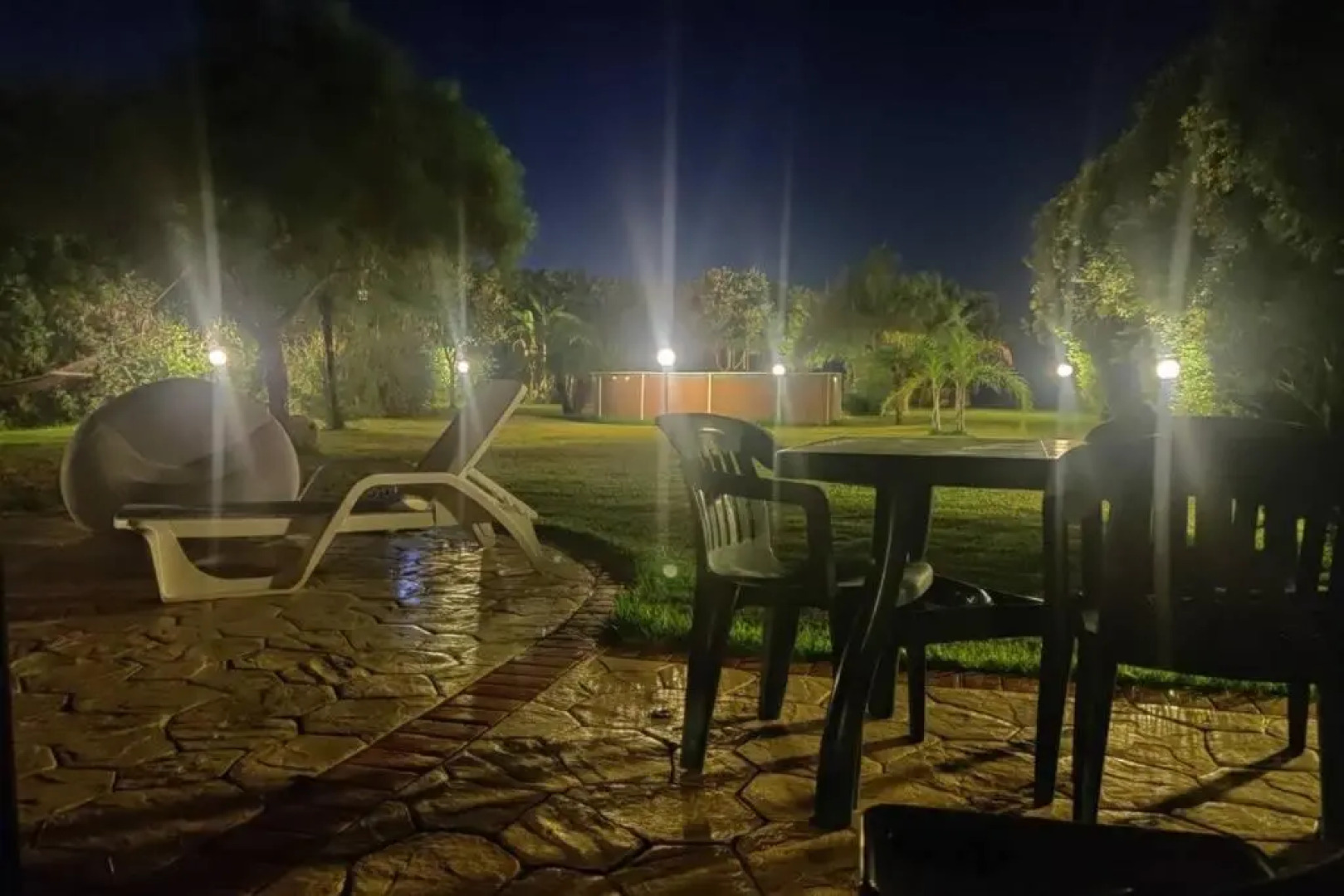 Casa vacanze a 50 mt dal mare con ampio giardino e parcheggio privato