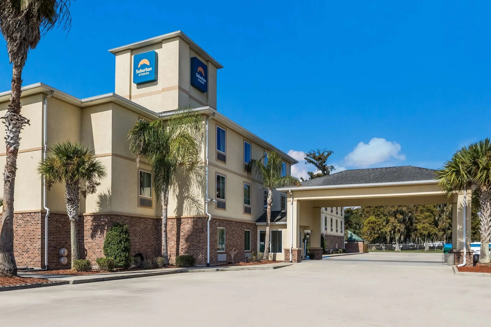 Suburban Studios Berwick - Morgan City