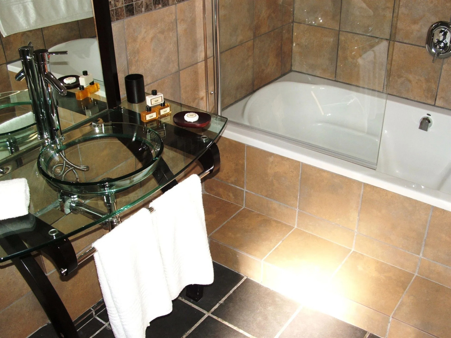 24 Onvrey Guest House