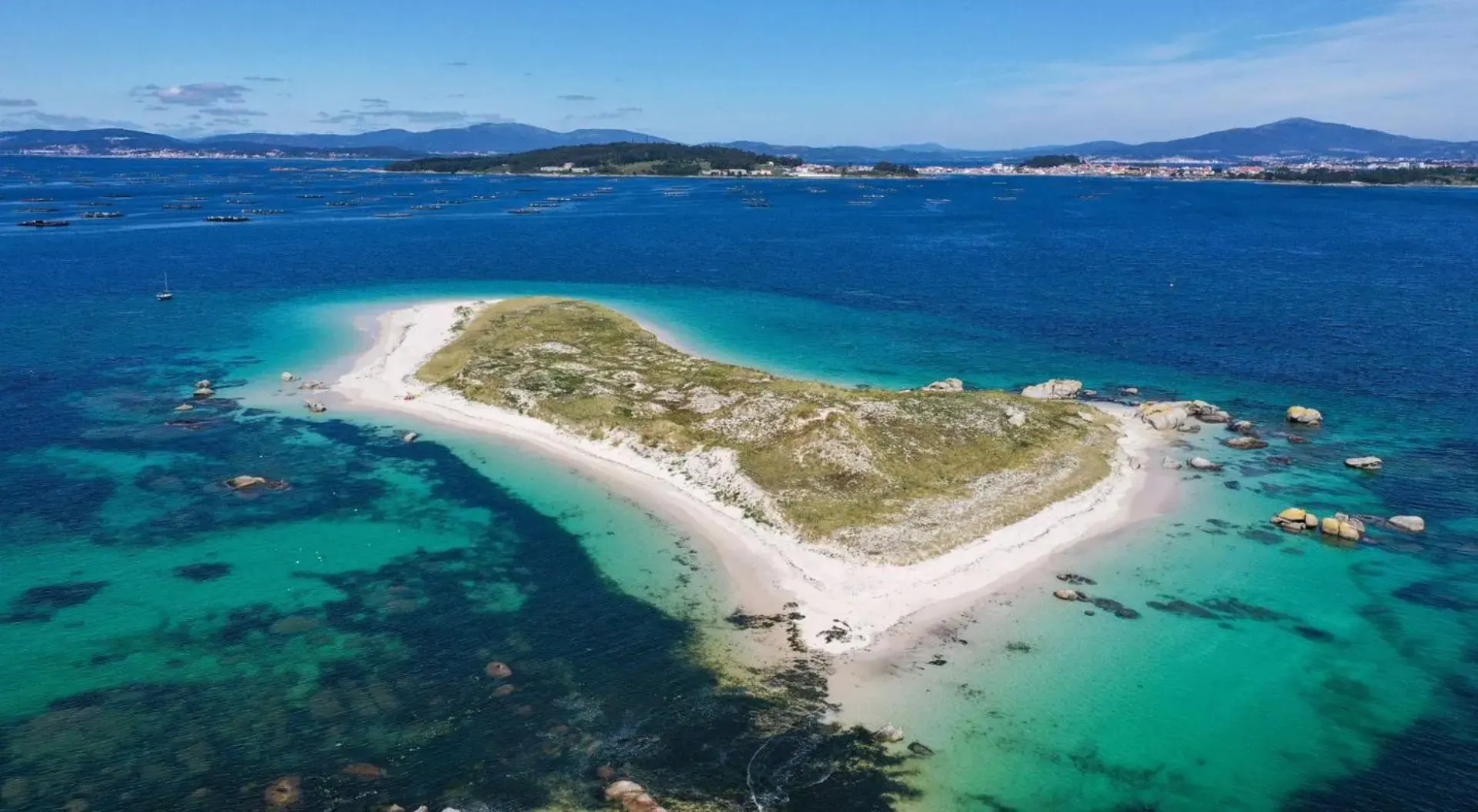 Stunning Dúplex CJ A Illa