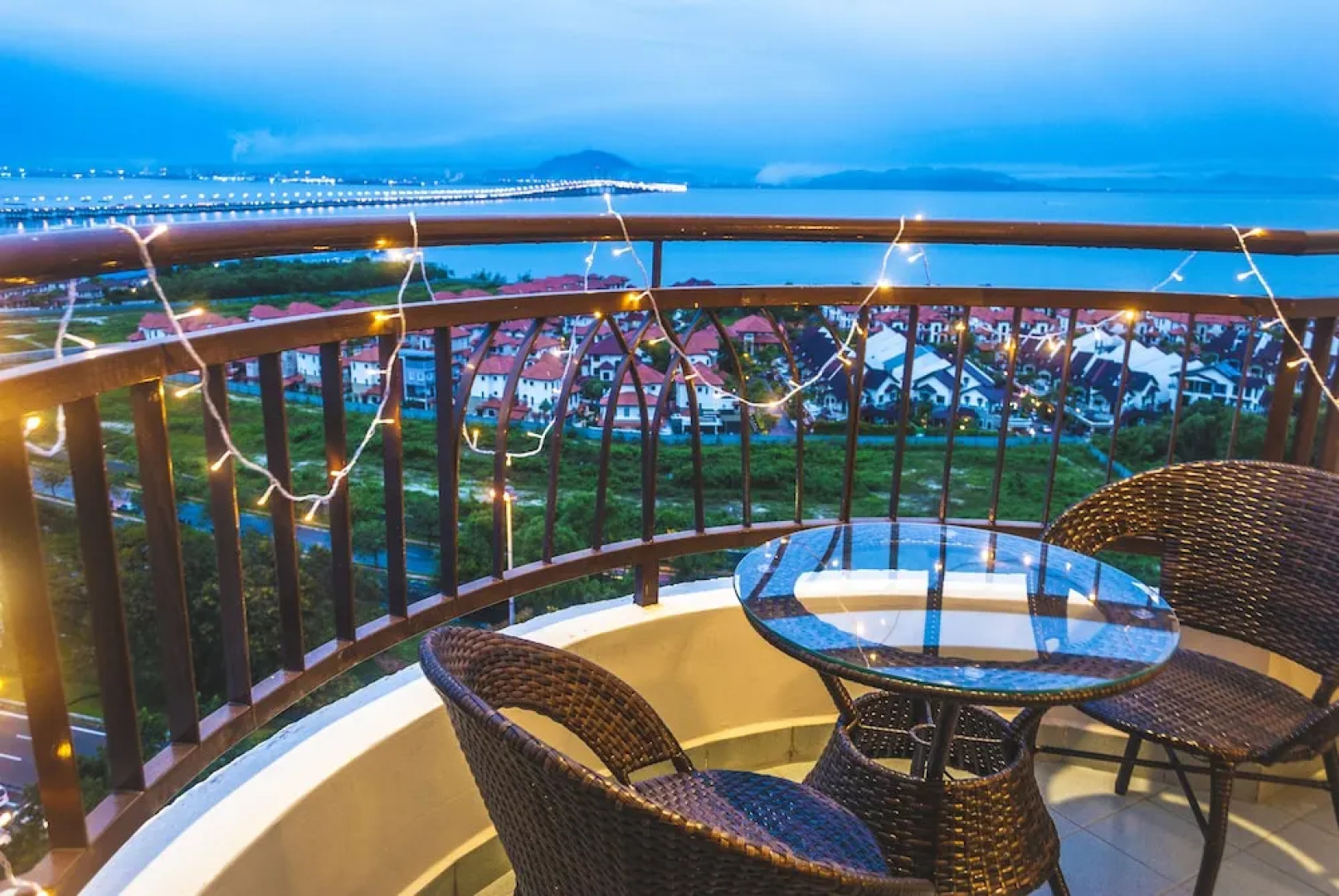 Panoramic 180 Cozy Suite by D Imperio Homestay