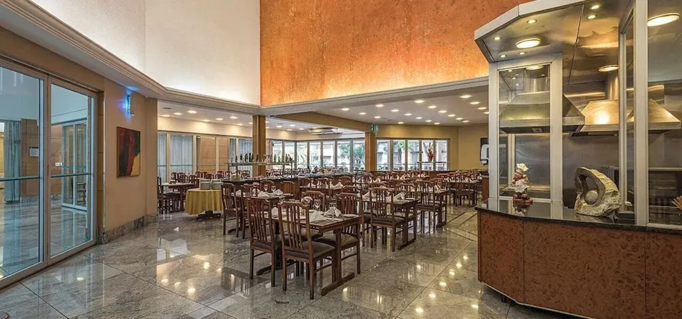 Actuall Convention by Summit Hotels