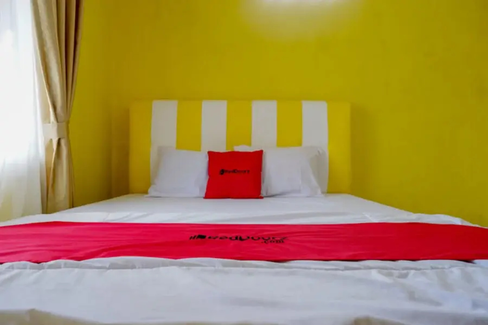 RedDoorz near Terminal Mendolo Wonosobo