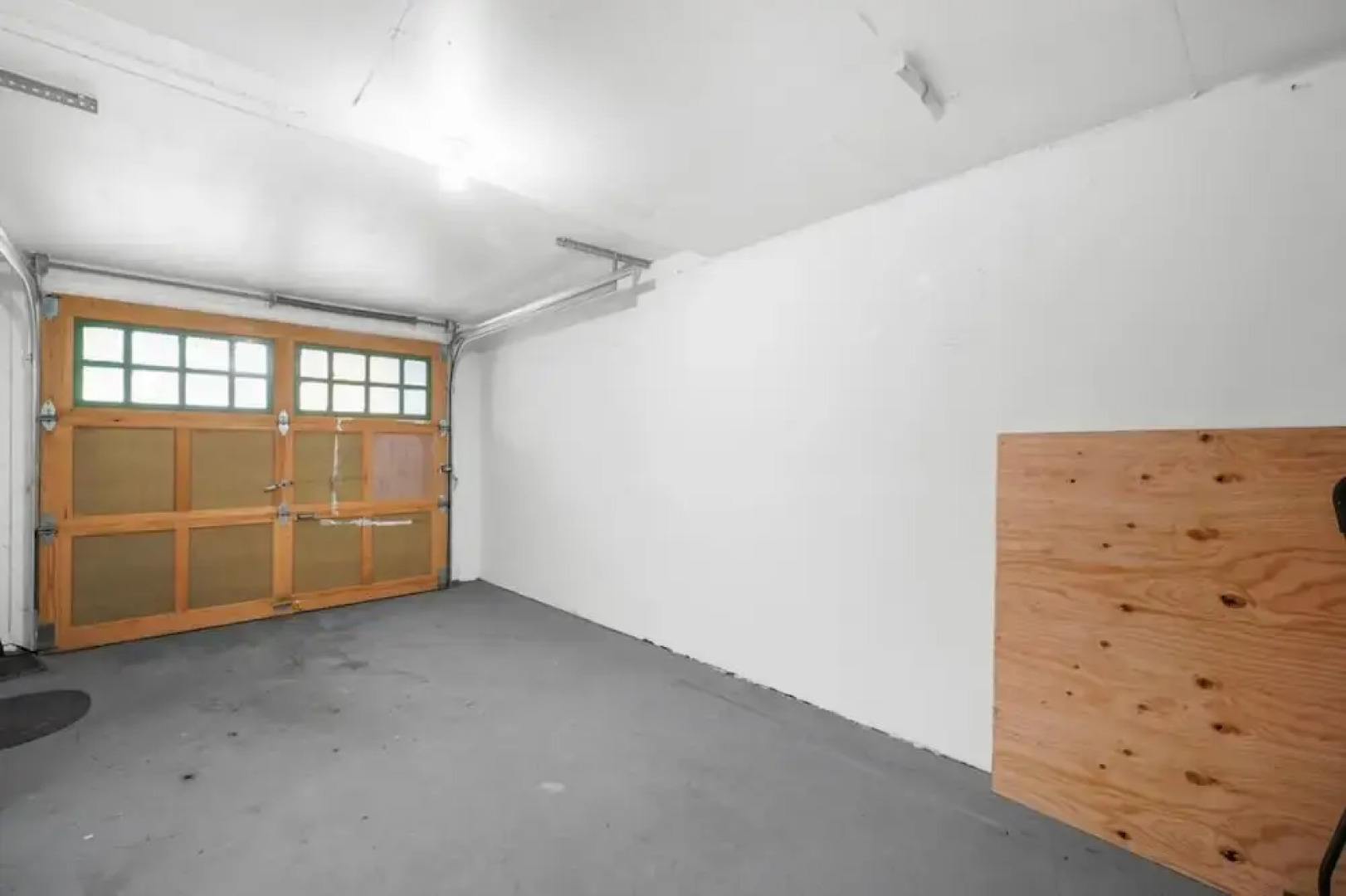 Chic 2BR House Newly Renovated Central Spot