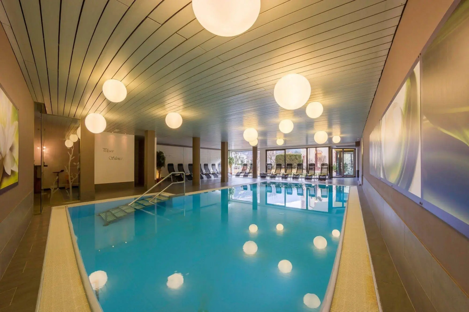 Dominik Alpine City Wellness Hotel