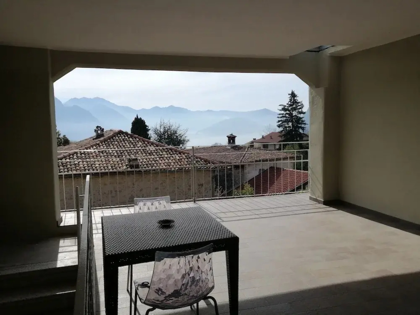 IseoLakeRental - Hill Apartments