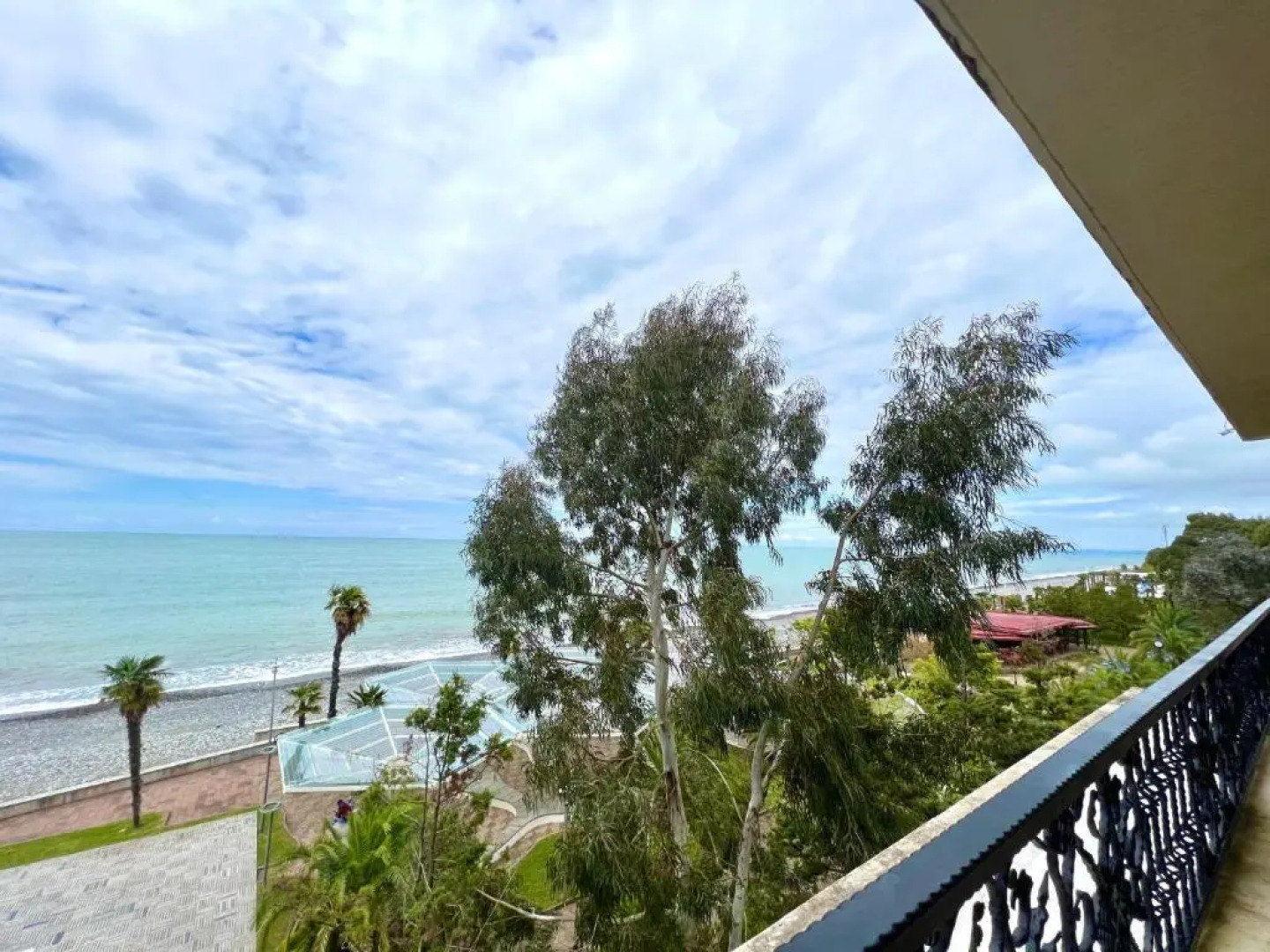 Luxury Oasis Apartment