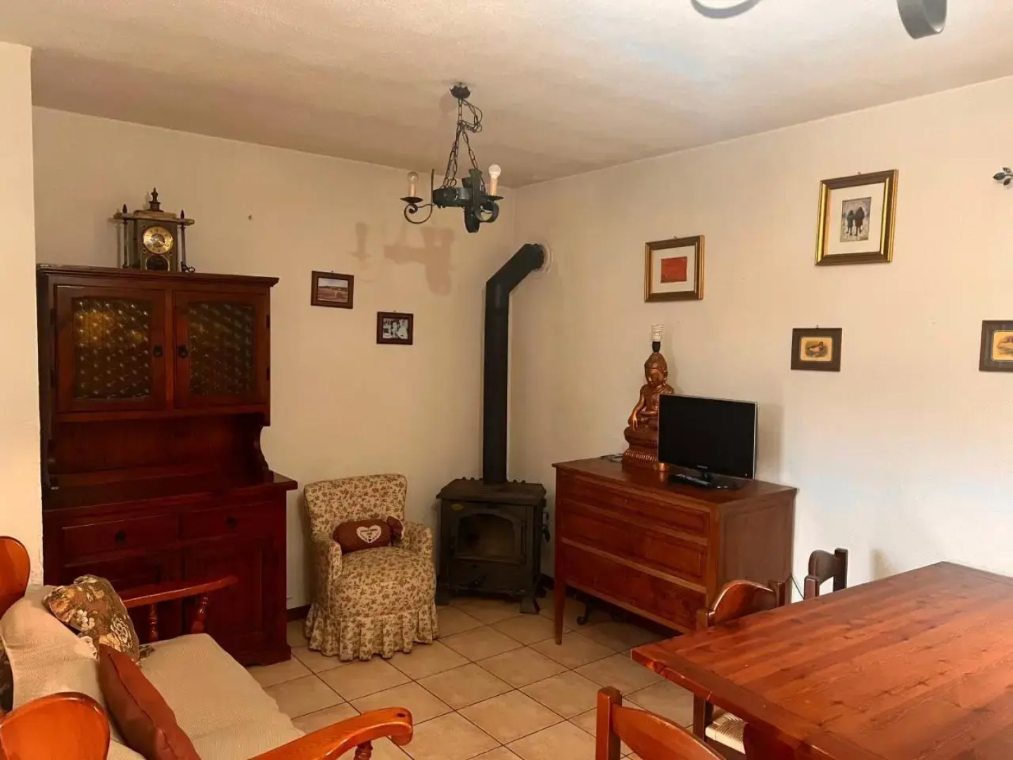 Via Osvaldo Moretti(complessoShalimar)