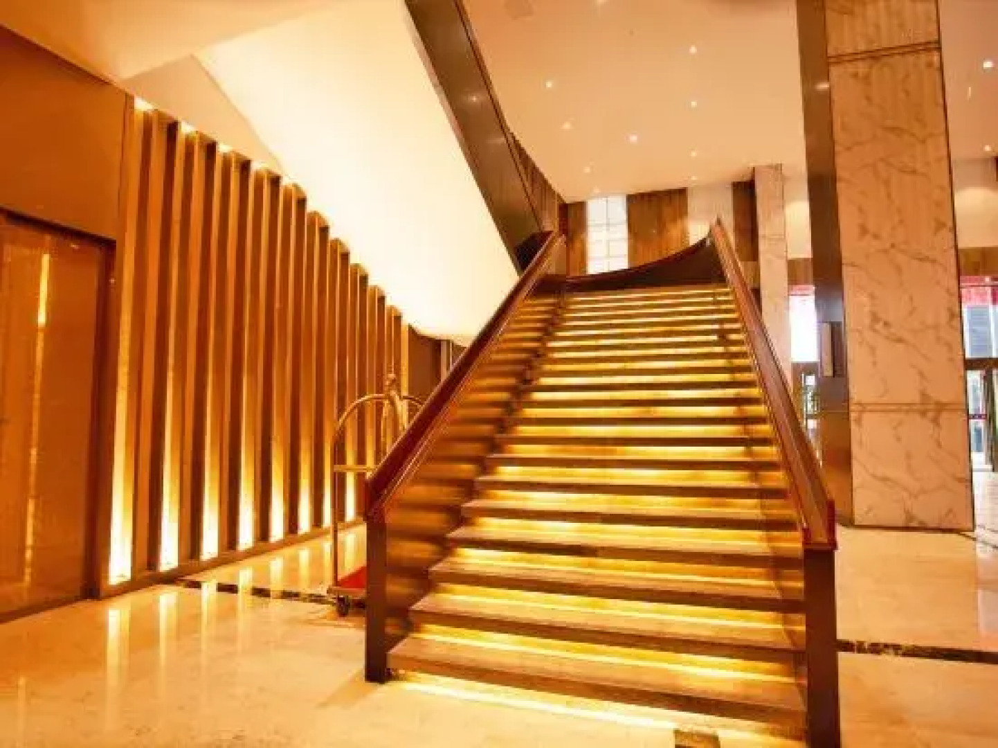 Sheng Shi Jin Hai Grand Hotel