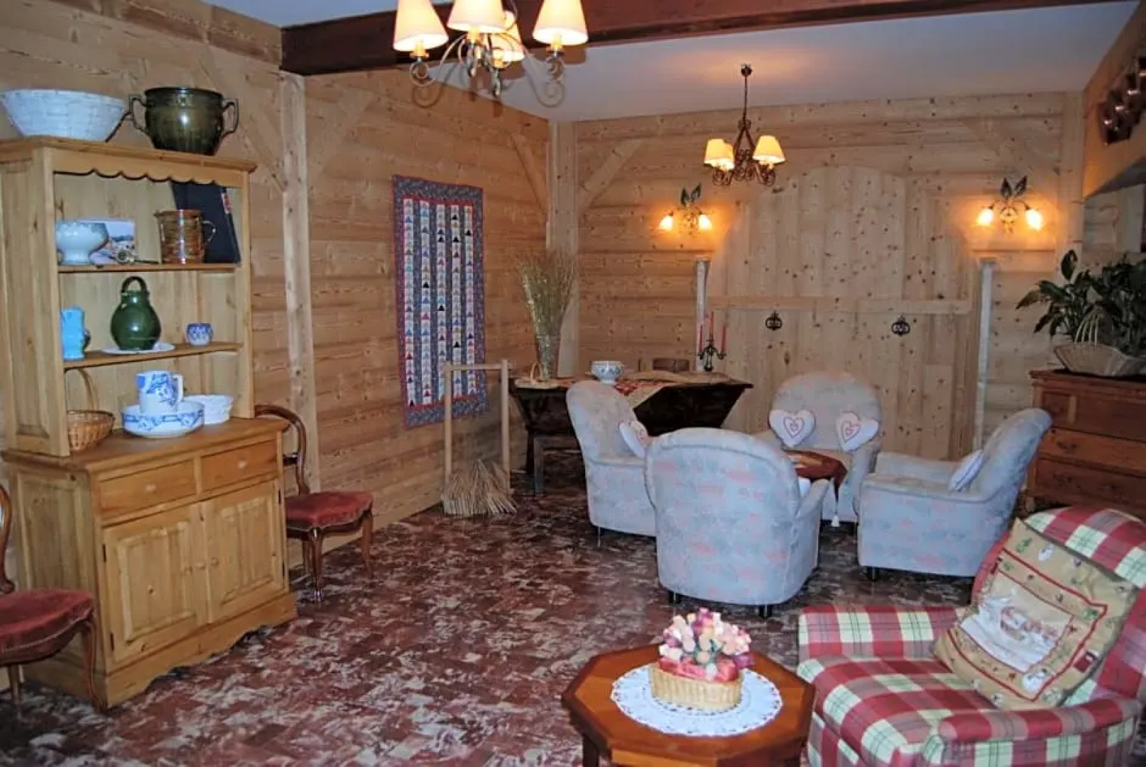 Hôtel De La Couronne