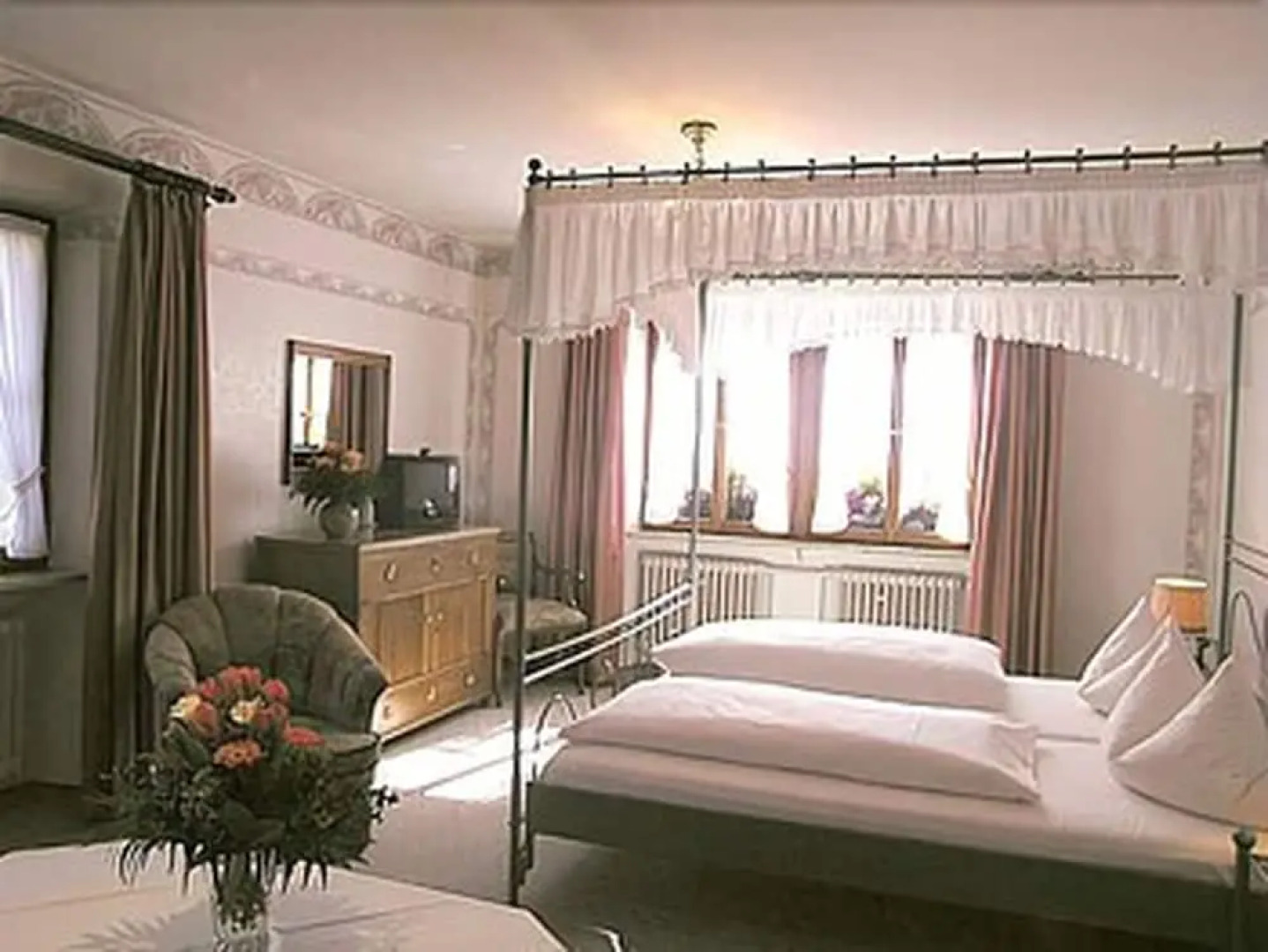 Burg-Hotel Relais du Silence