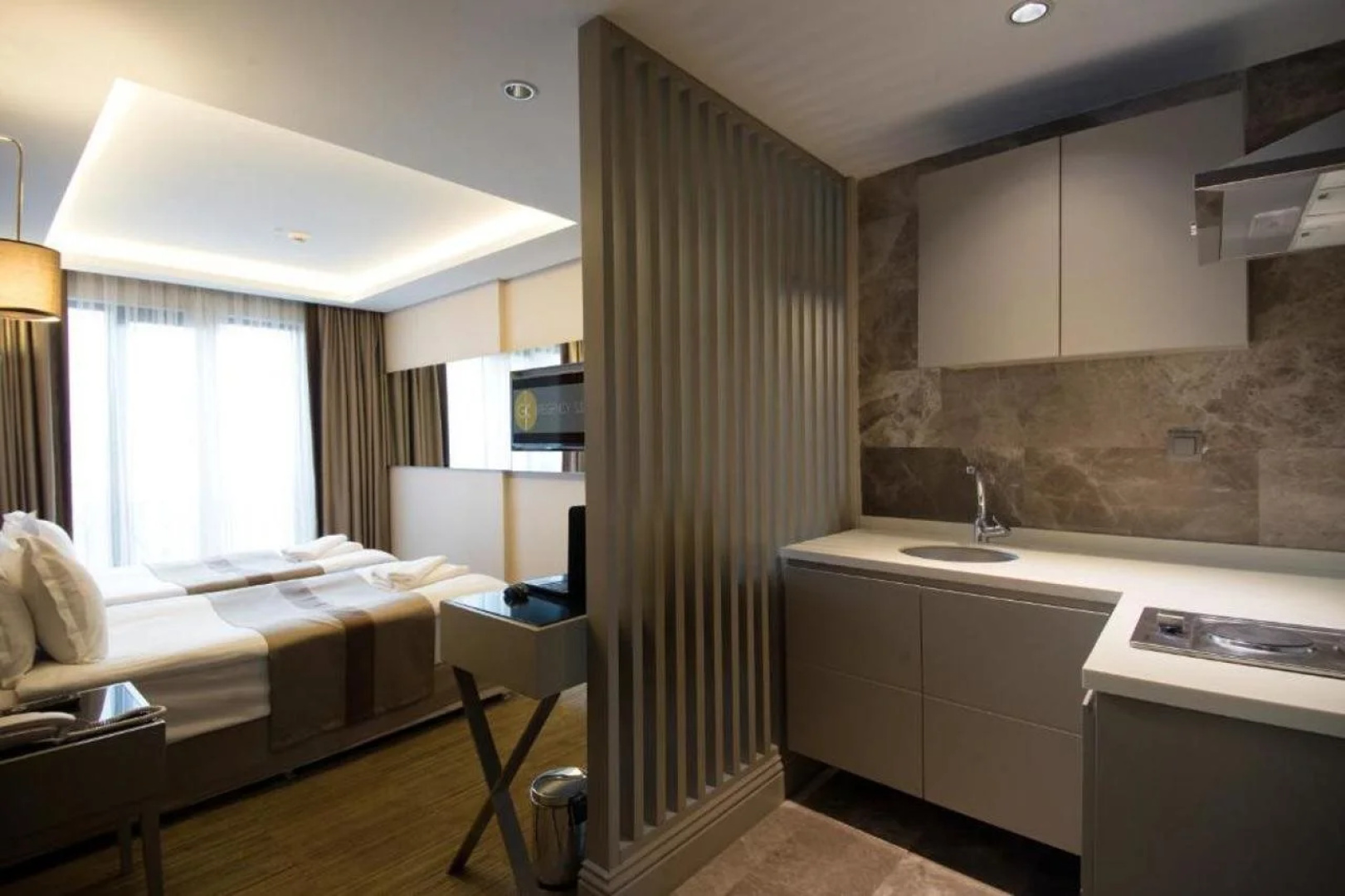 GK Regency Suites