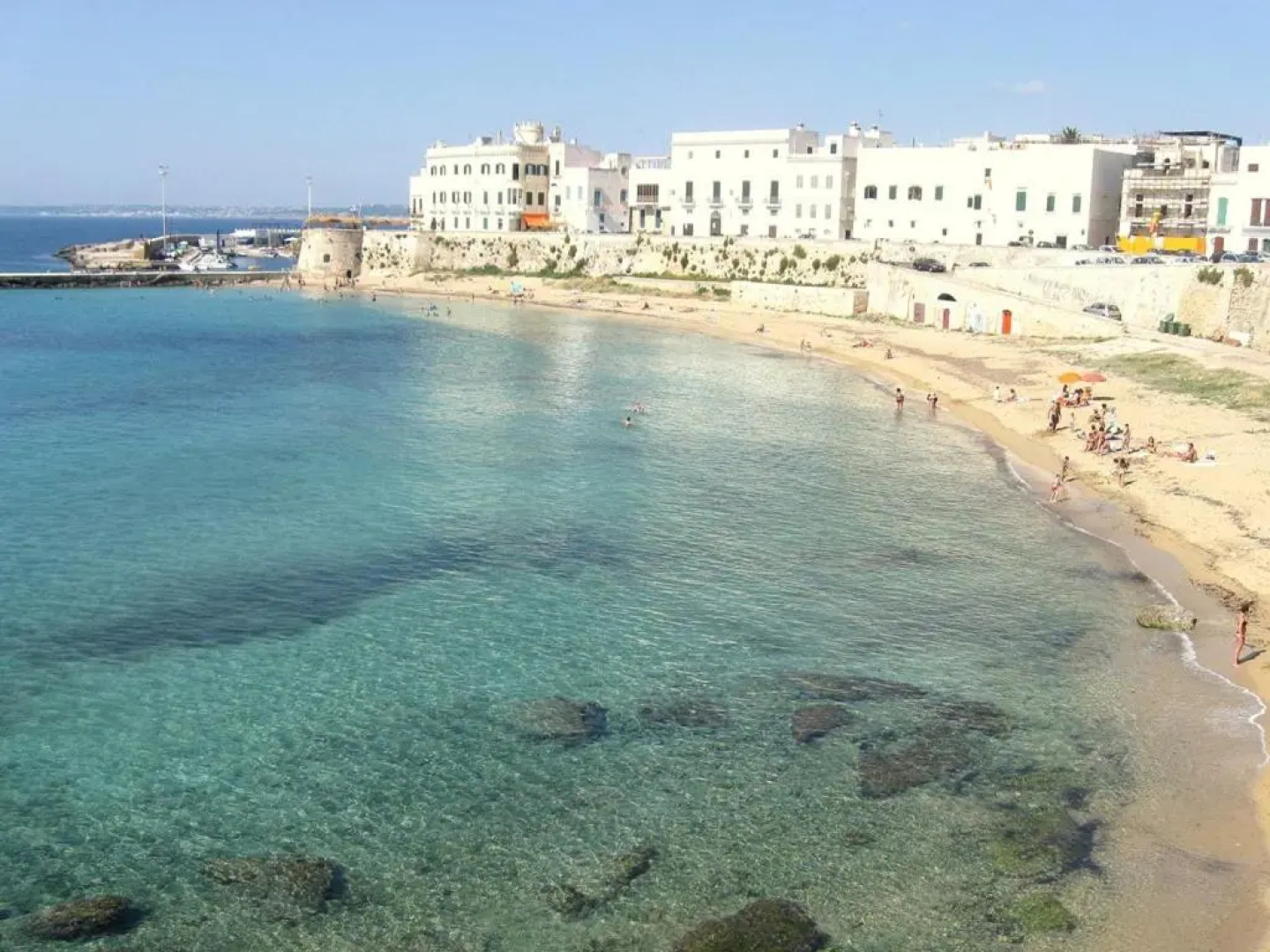 Minzoni Gallipoli Sul Mare E 130 Mt Dal Centro