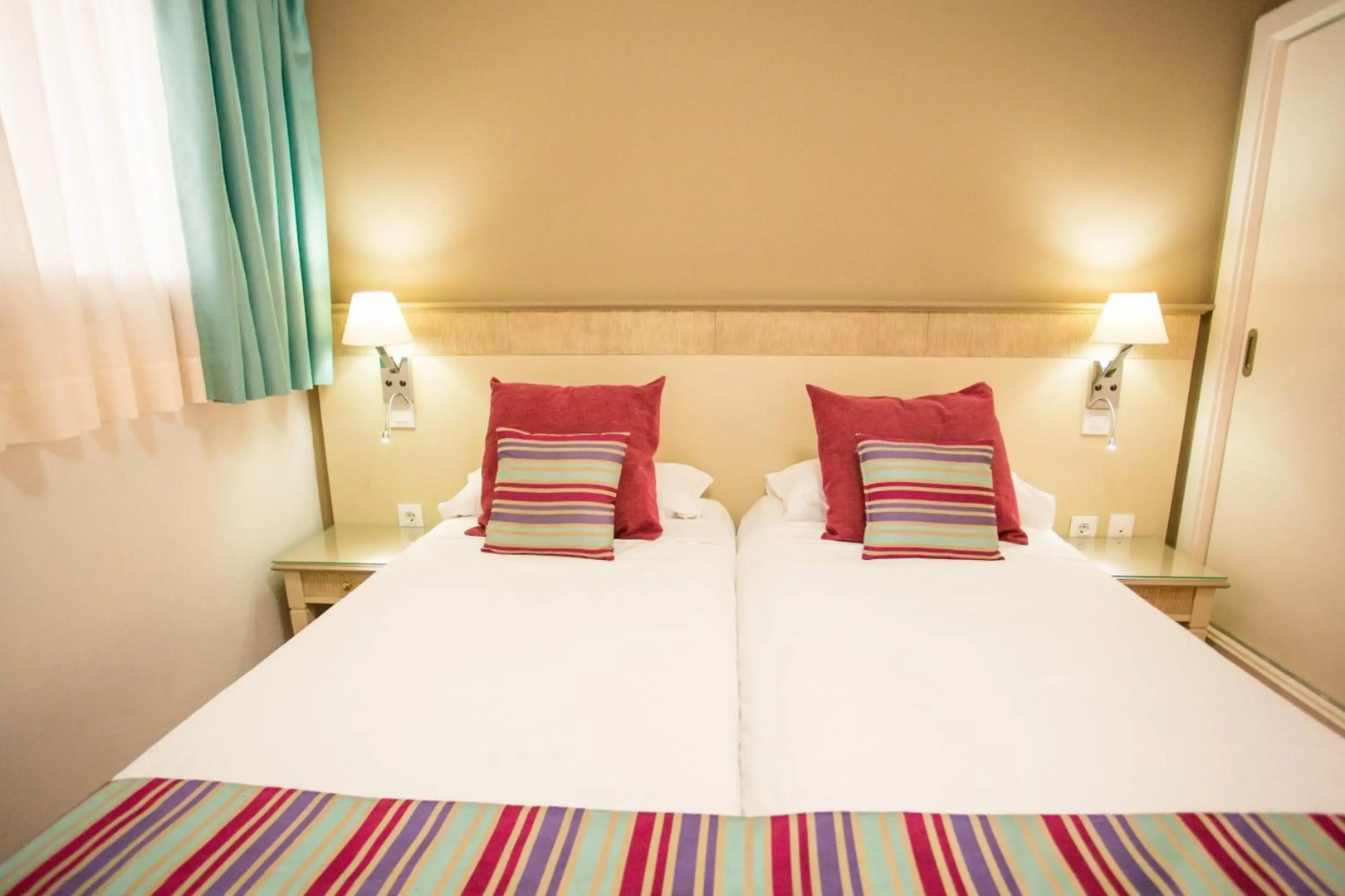 Amadores Beach Apartments