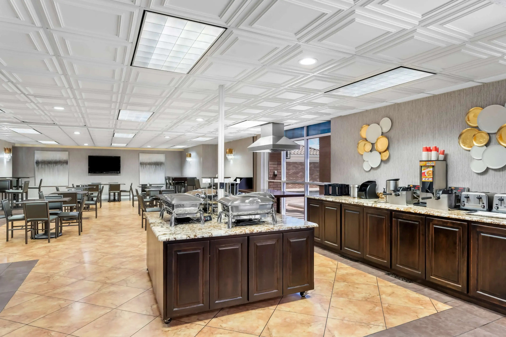 Best Western Plus Abbey Inn