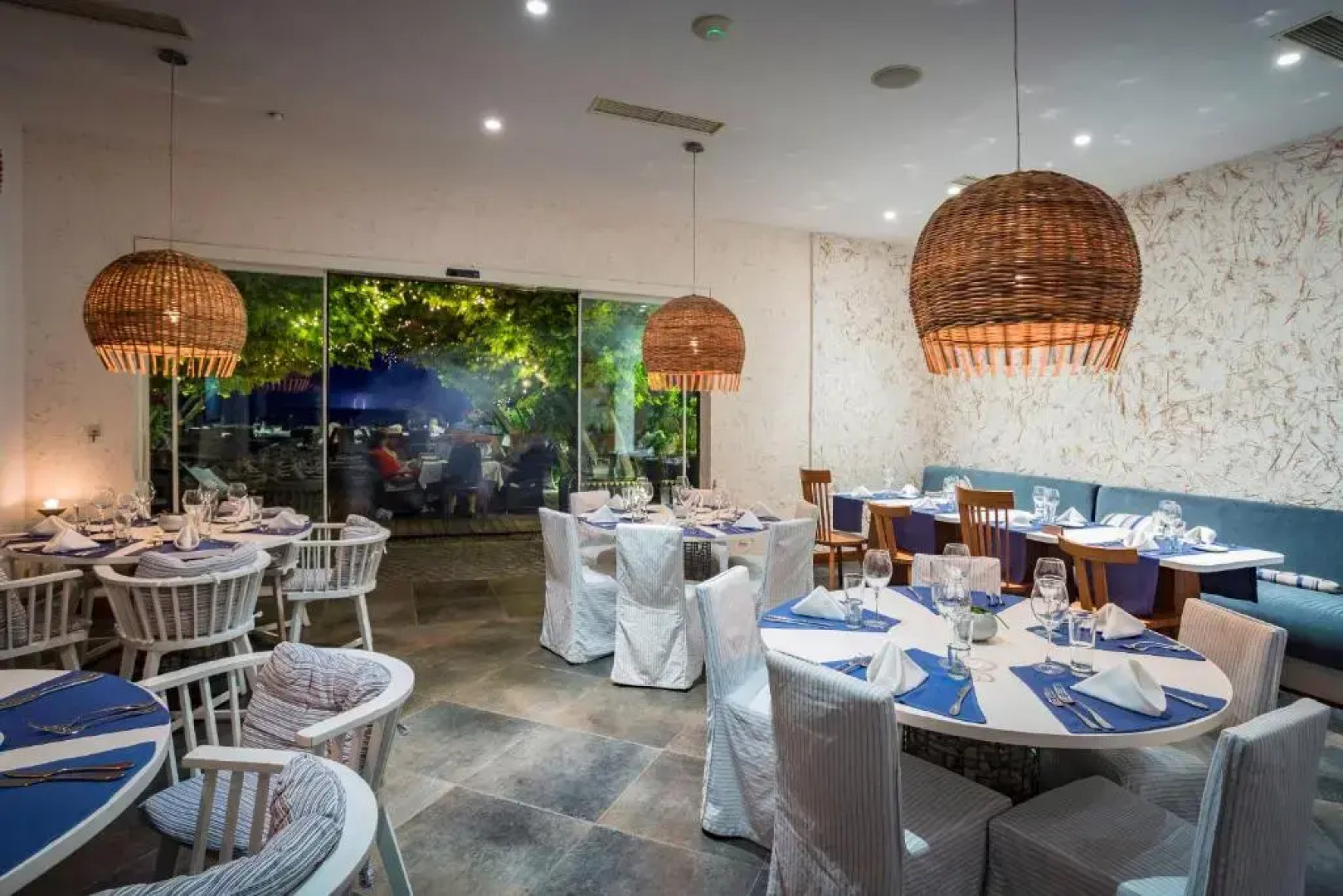 Thracian Cliffs Owners Apartments