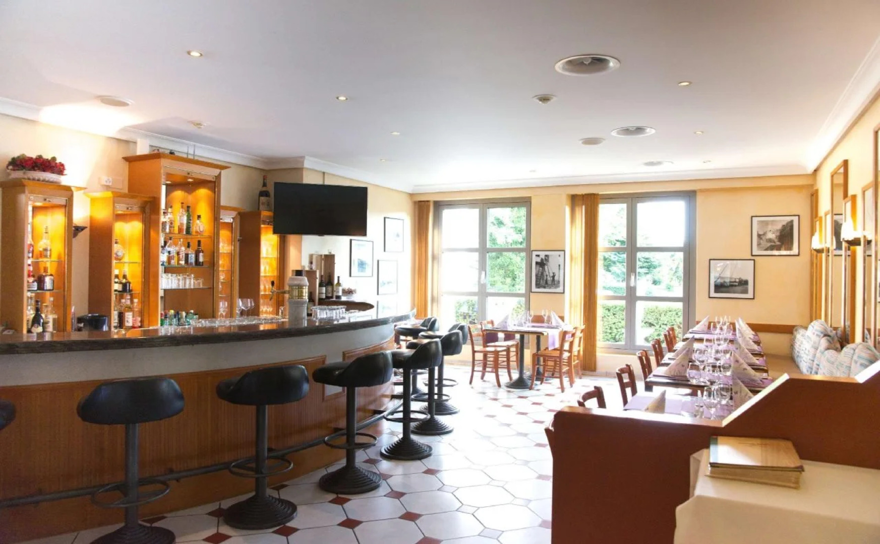 Hotel Fly Away Zurich Airport