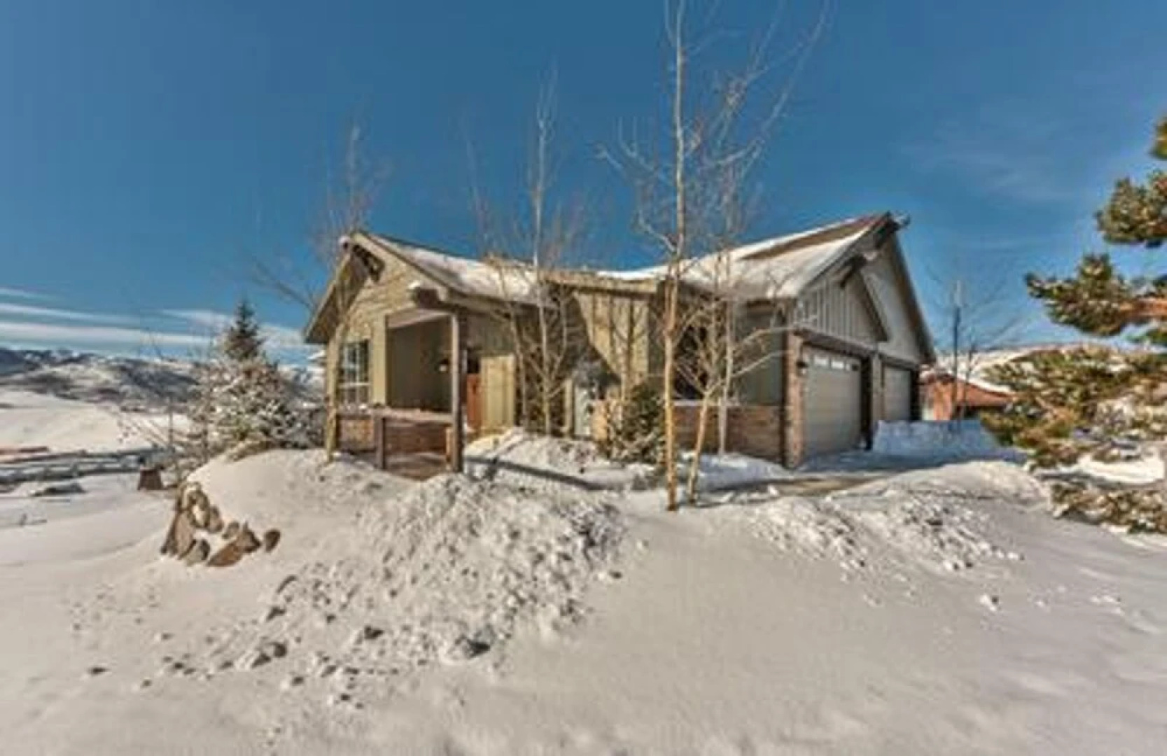 Black Rock Retreat by Blueswell