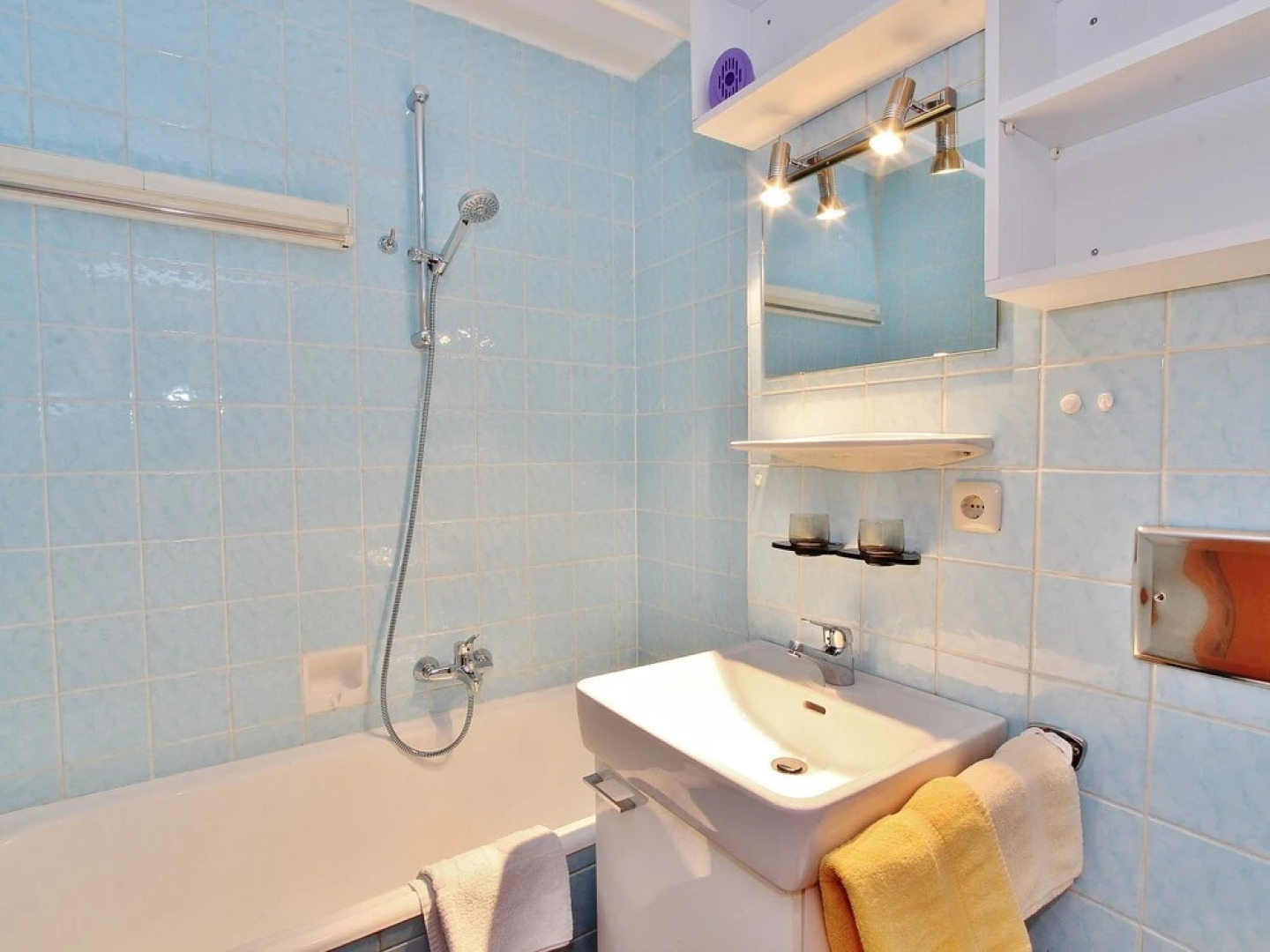 Spacious Apartment In Kitzbuhel With Balcony