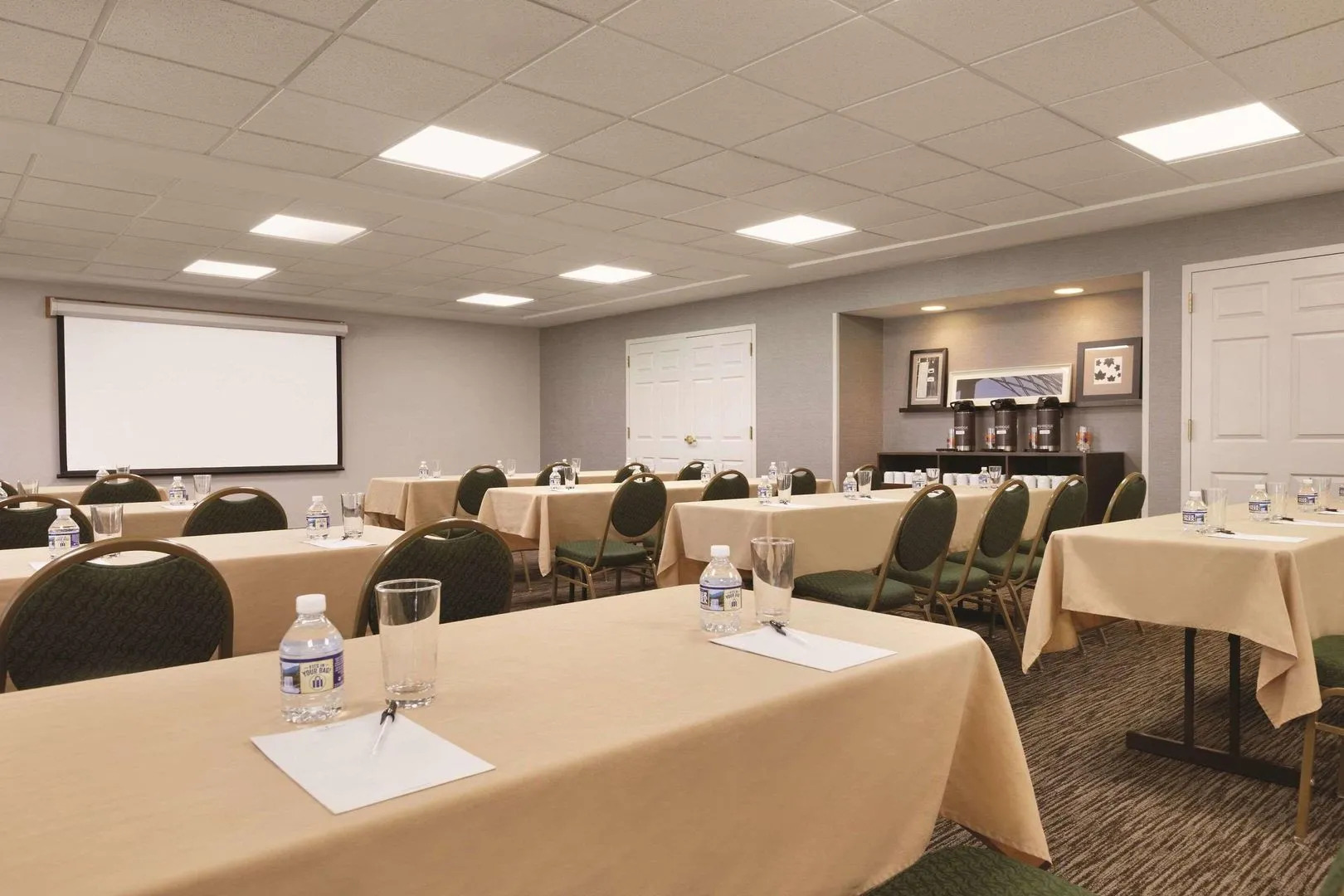 Country Inn & Suites by Radisson, Roanoke, VA