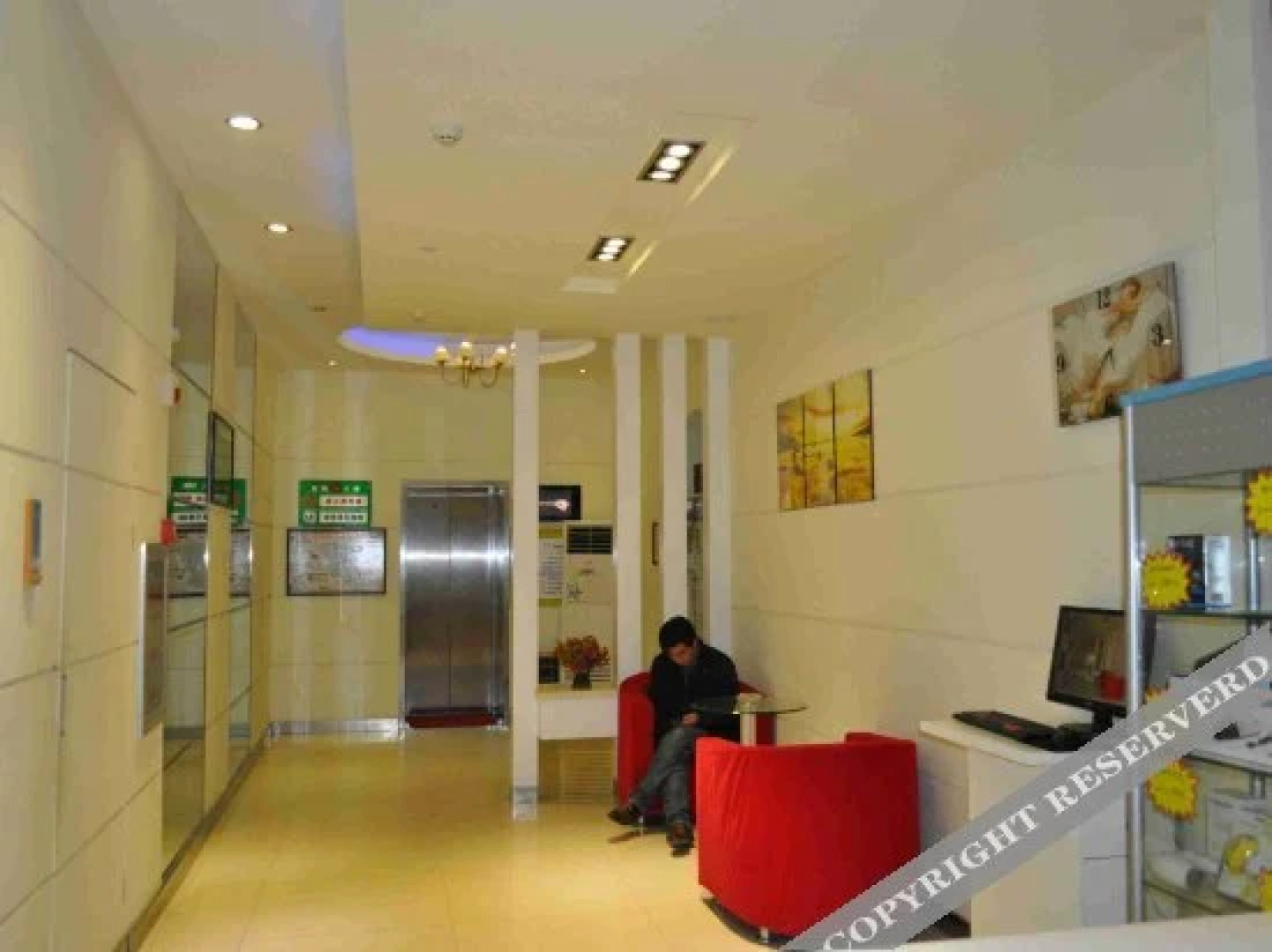 New Zhong Jing Quick Hotel (Zhongxiang Jingyuehu Avenue)