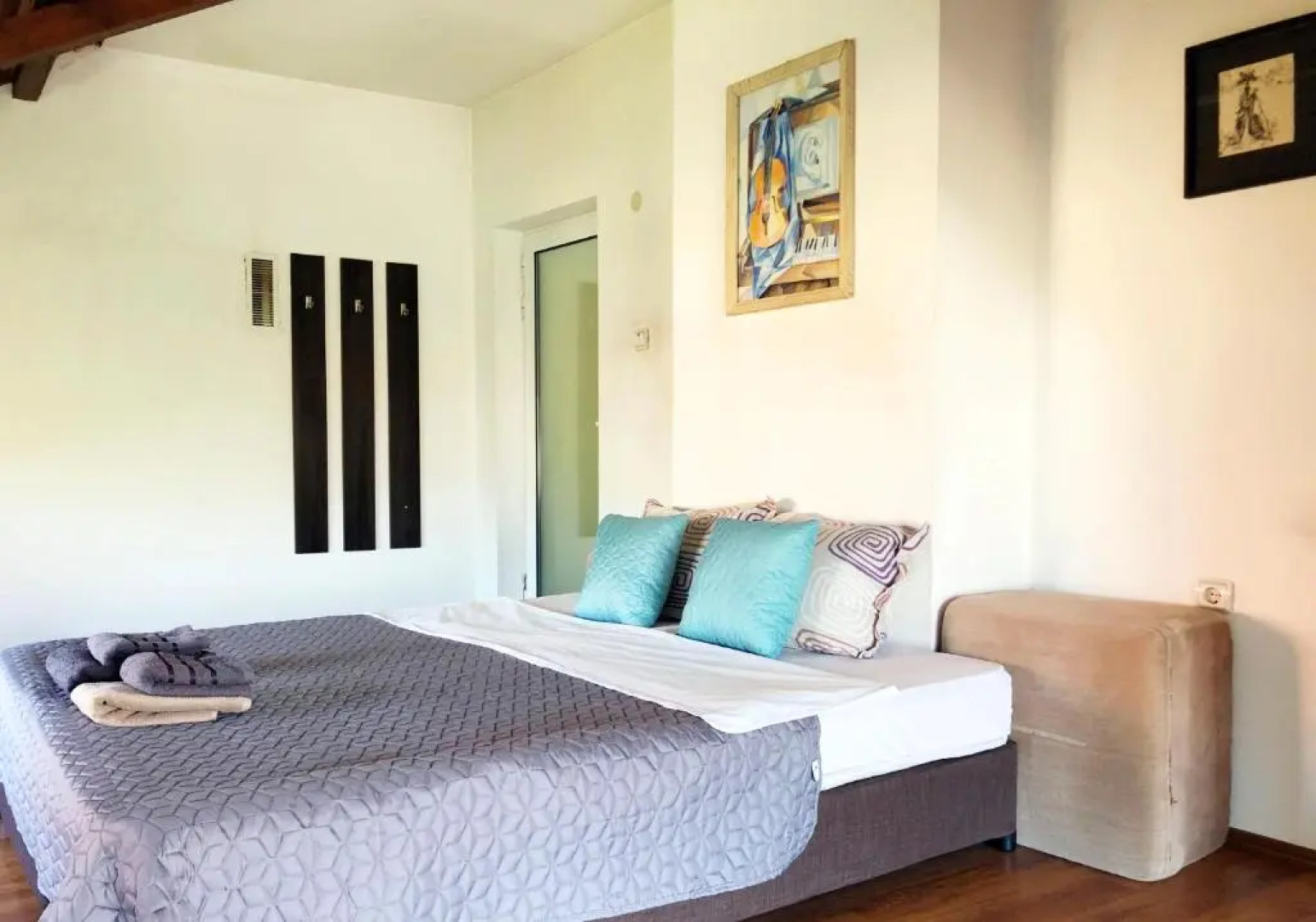 Corner house apartment