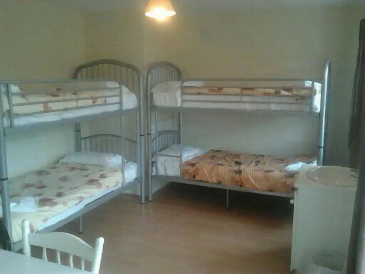 Courtbrack Accommodation - Hostel