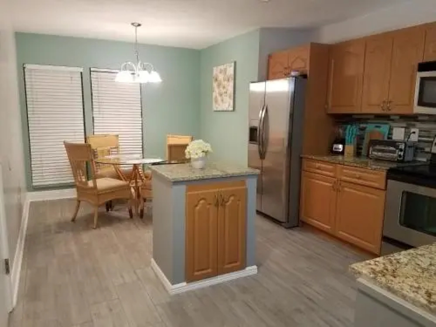 2BR/1BA Sienna Park Apartment