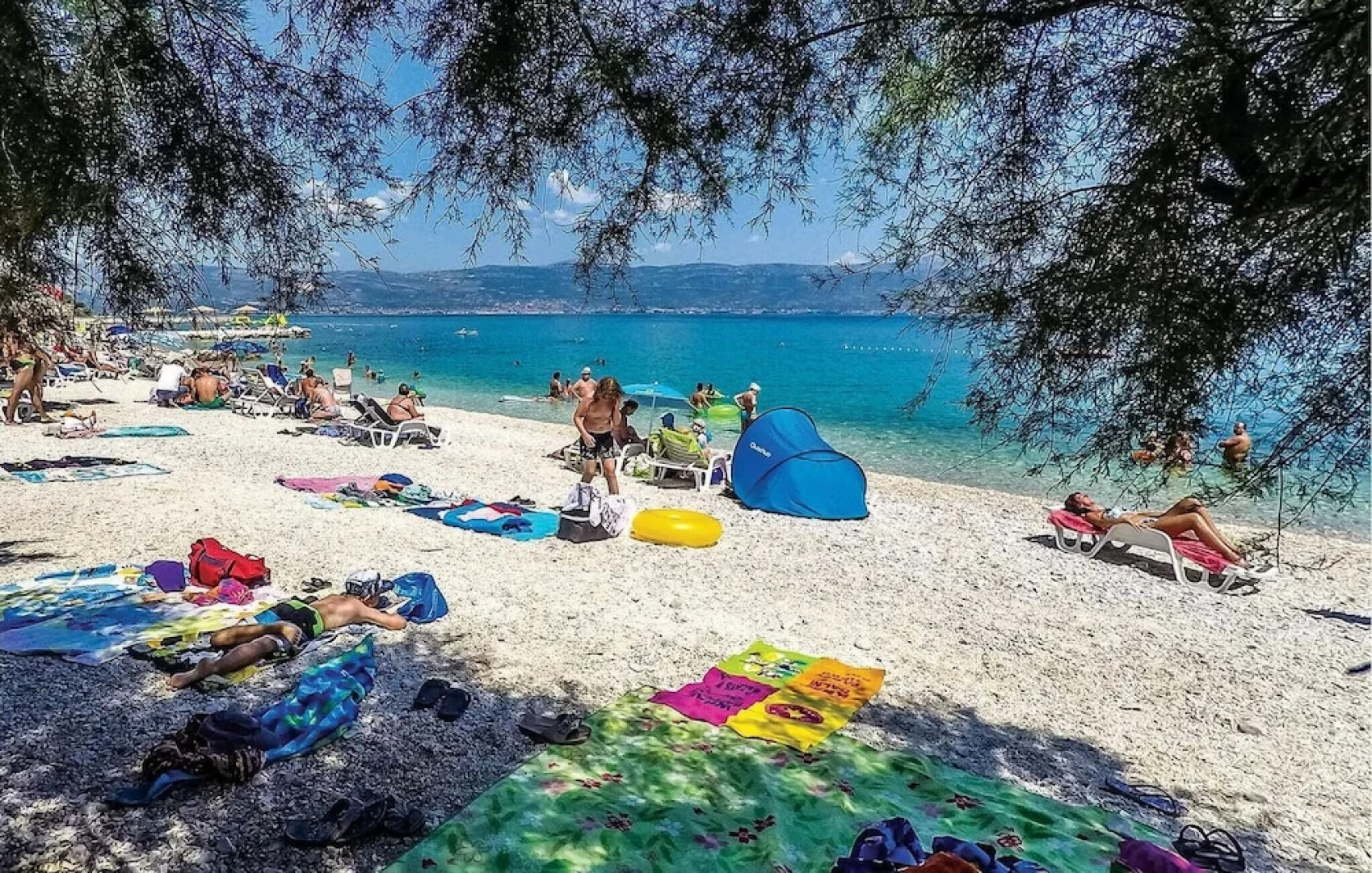 Nice Home in Slatine with Hot Tub, WiFi & 3 Bedrooms