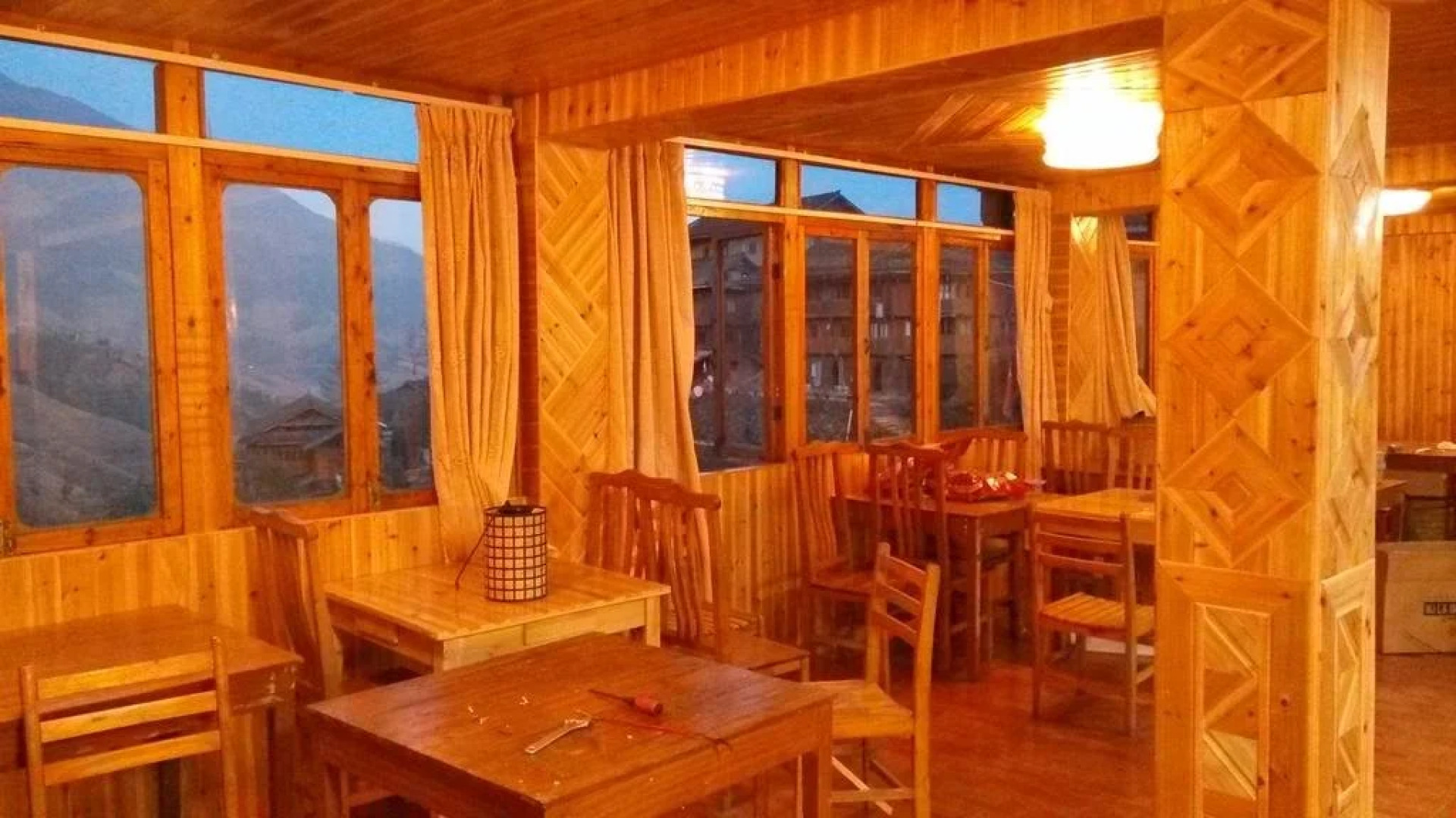 Longsheng Jinkeng Hotel