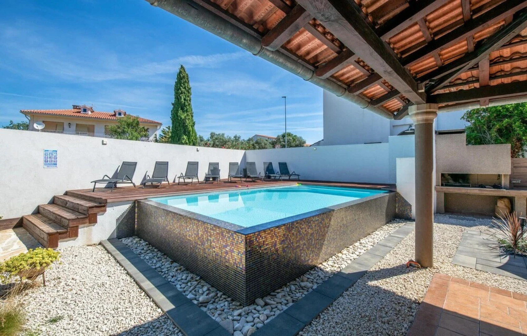 Stunning Home in Medulin With Wifi and 4 Bedrooms