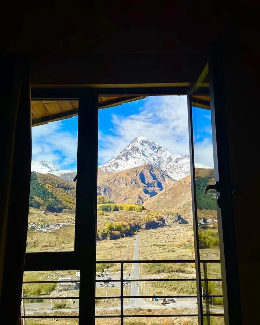 Отель Axien Kazbegi