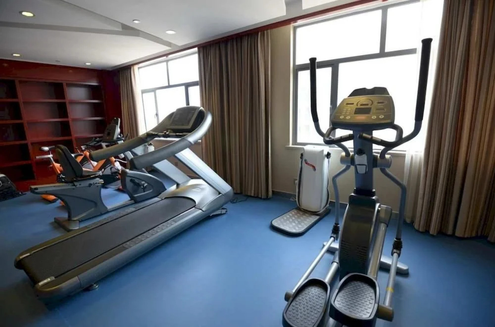 Planet International Hotel (Jingmen Duodao Wanda Branch)