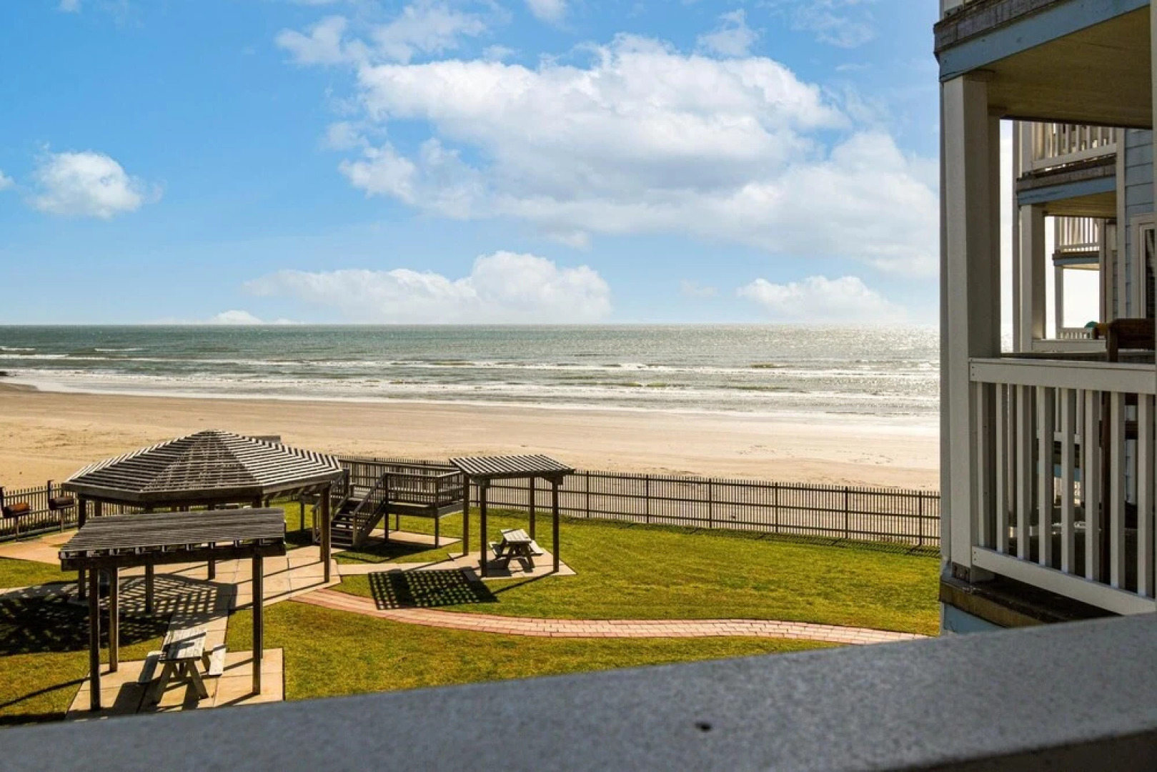 Seascape 2216 Hotel Room