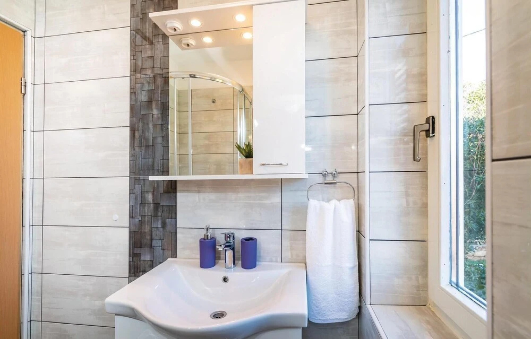 Amazing Home in Razanac With 2 Bedrooms and Wifi